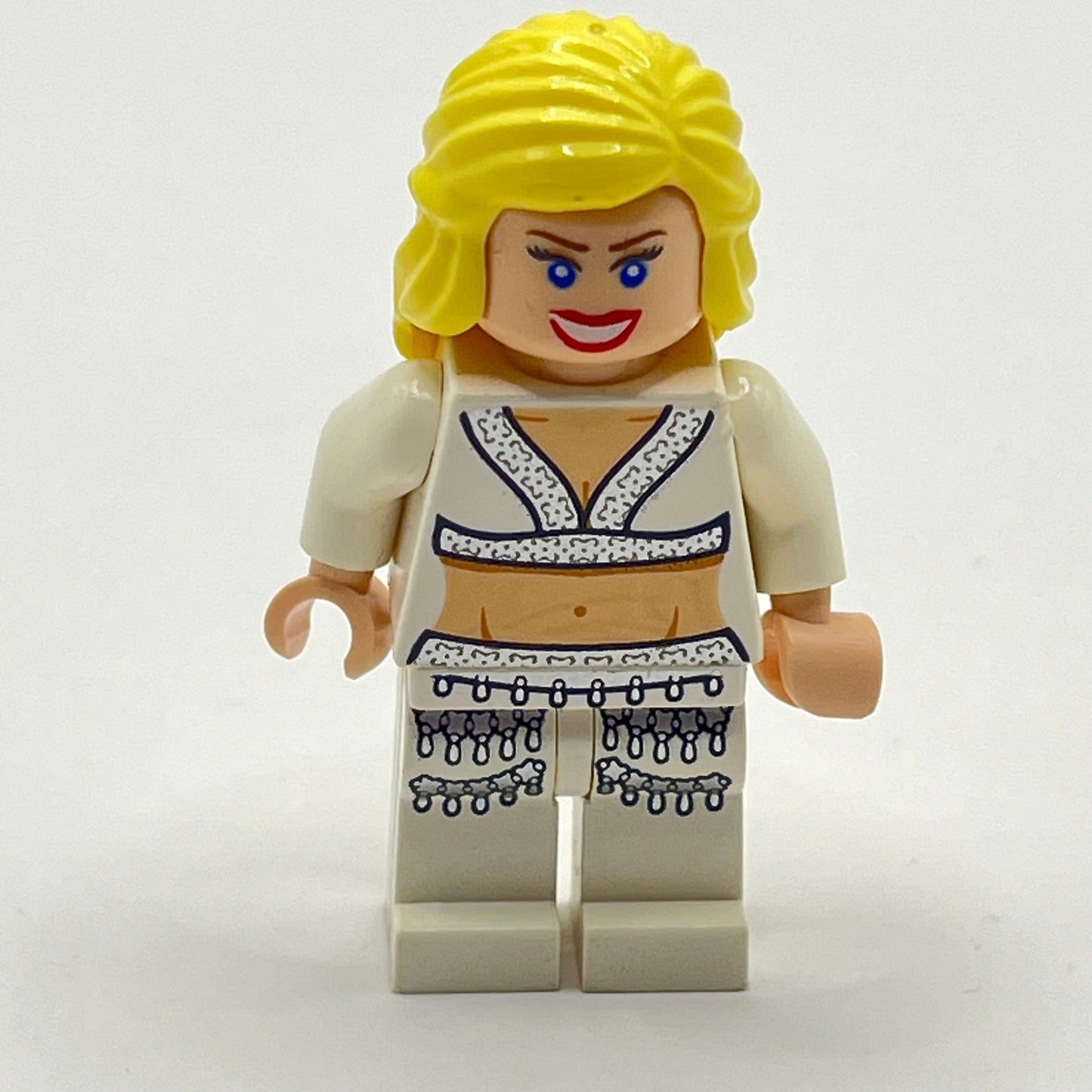 LEGO Willie Scott - Sacrificial Outfit, Indiana Jones, Minifigure (iaj032)