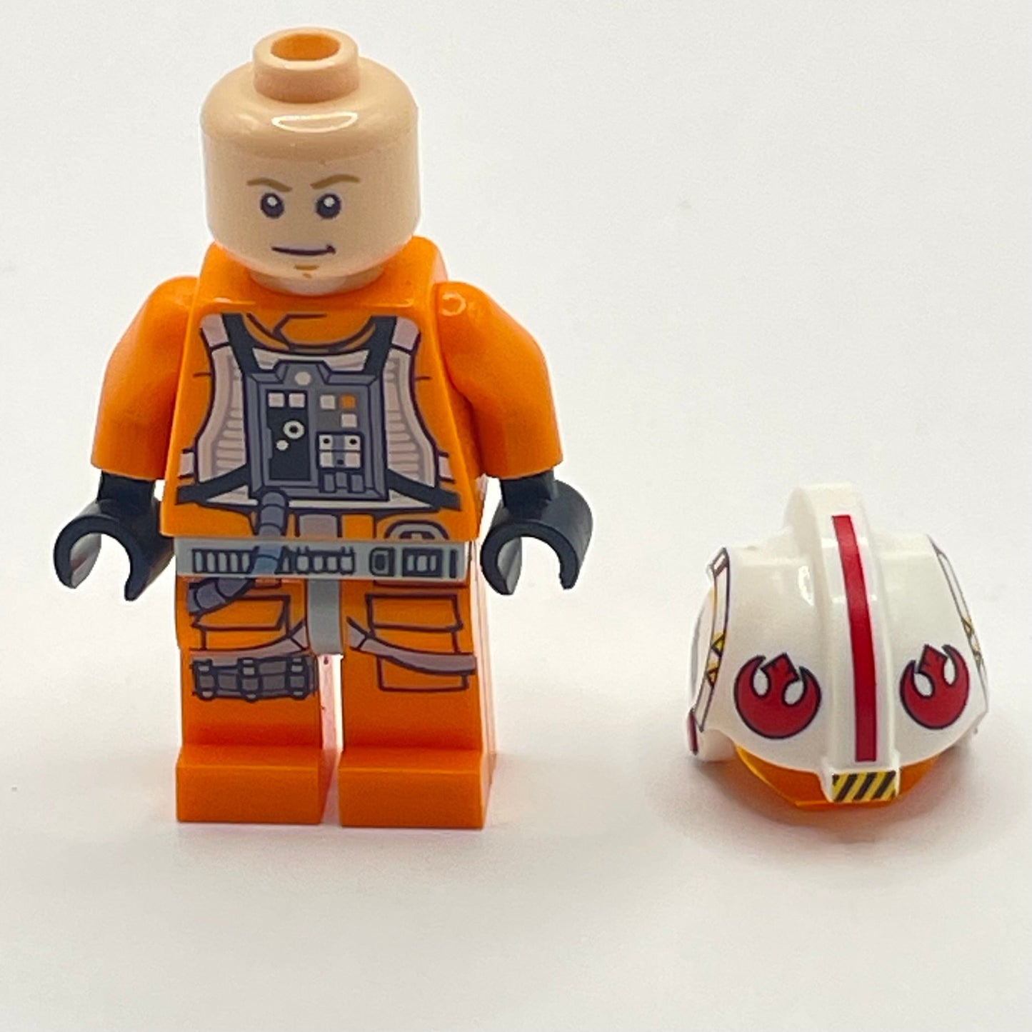 LEGO Luke Skywalker Pilot, Dual Molded Helmet, Star Wars, Minifigure (sw0952)