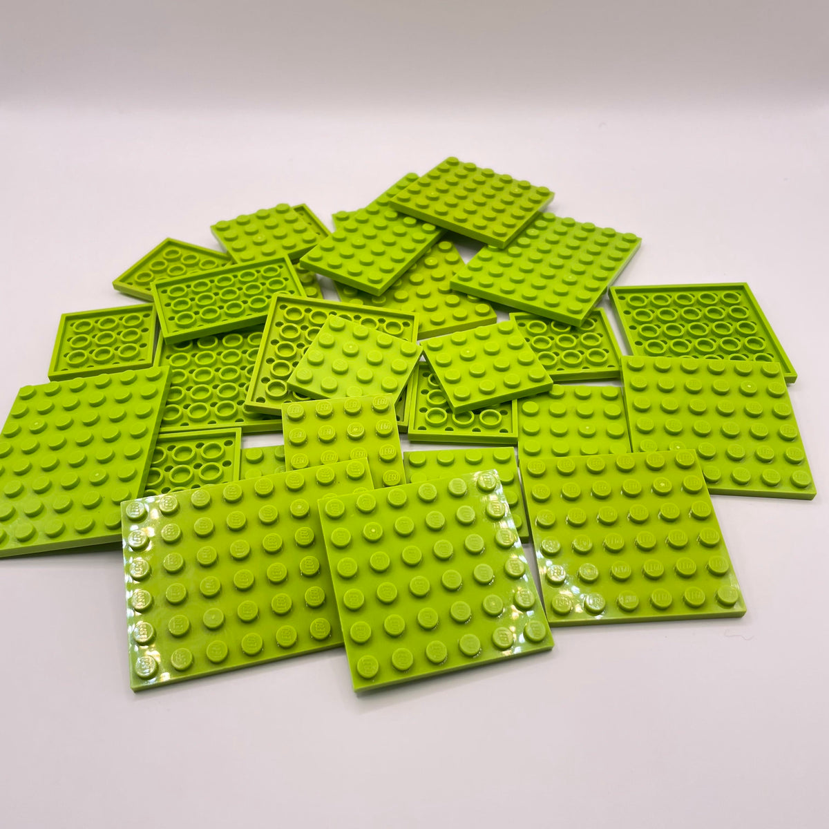 LEGO Lime, Plates, Medium Approx. 100g