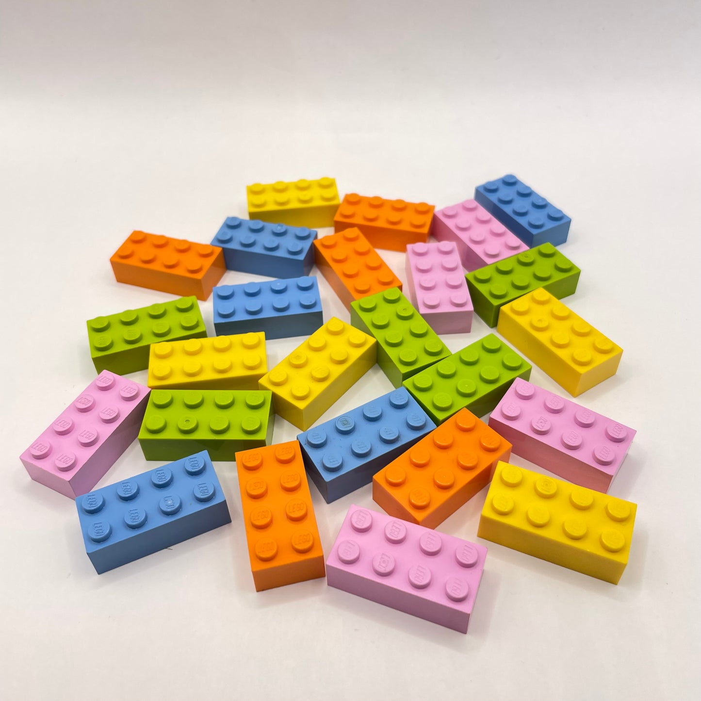 LEGO 2 x 4 Bricks, Mixed Colours, 25 Pieces