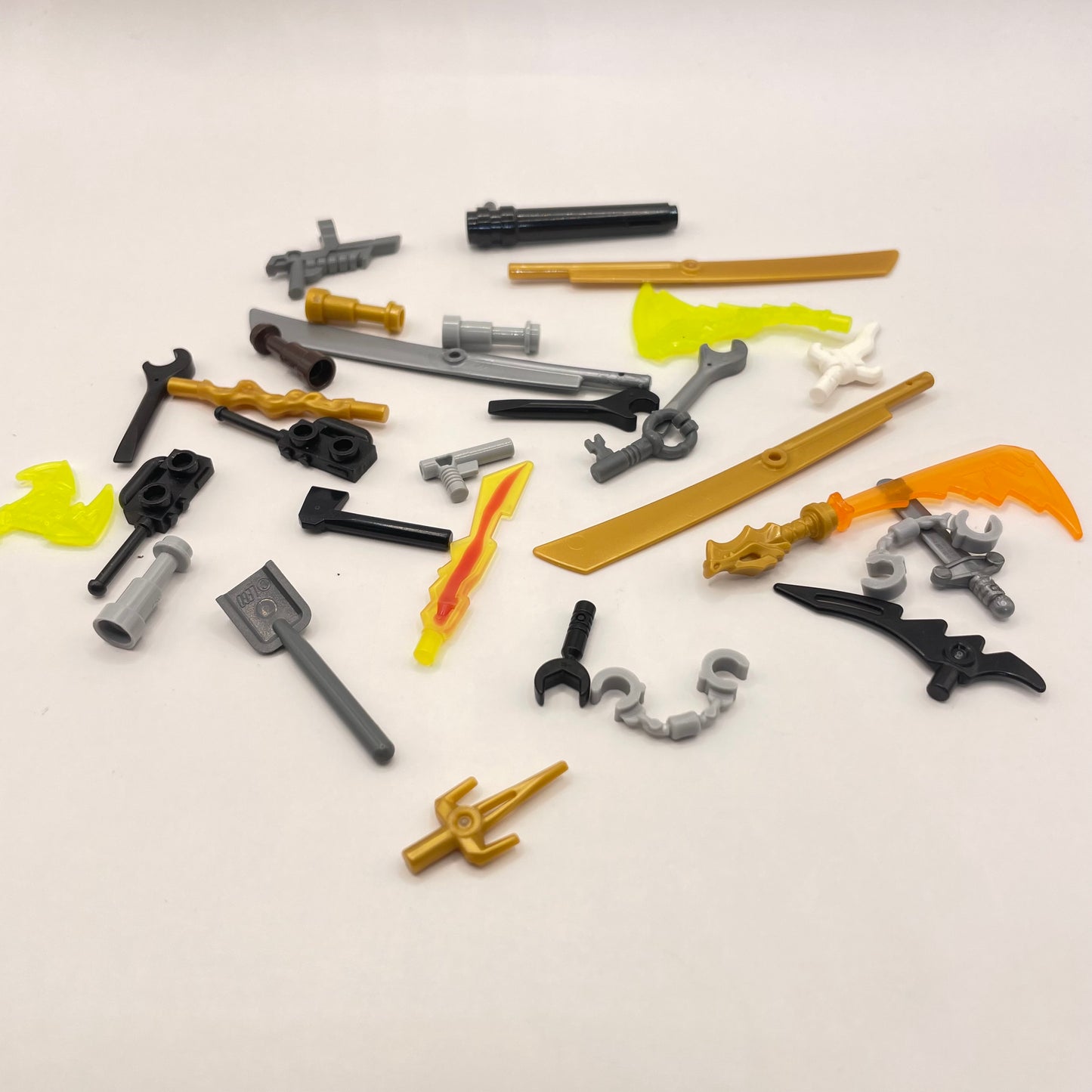 LEGO Mixed Tools and Weapons, Minifigure Accessories, 30 Pieces