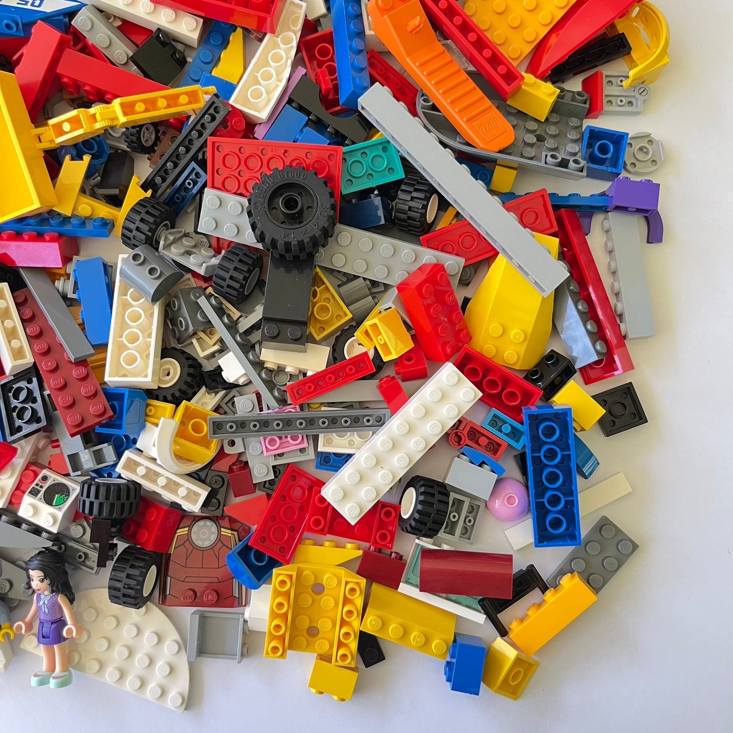 LEGO Fun Pack, Mixed Bag, Approx. 750g includes 6 Minifigures/Minidolls