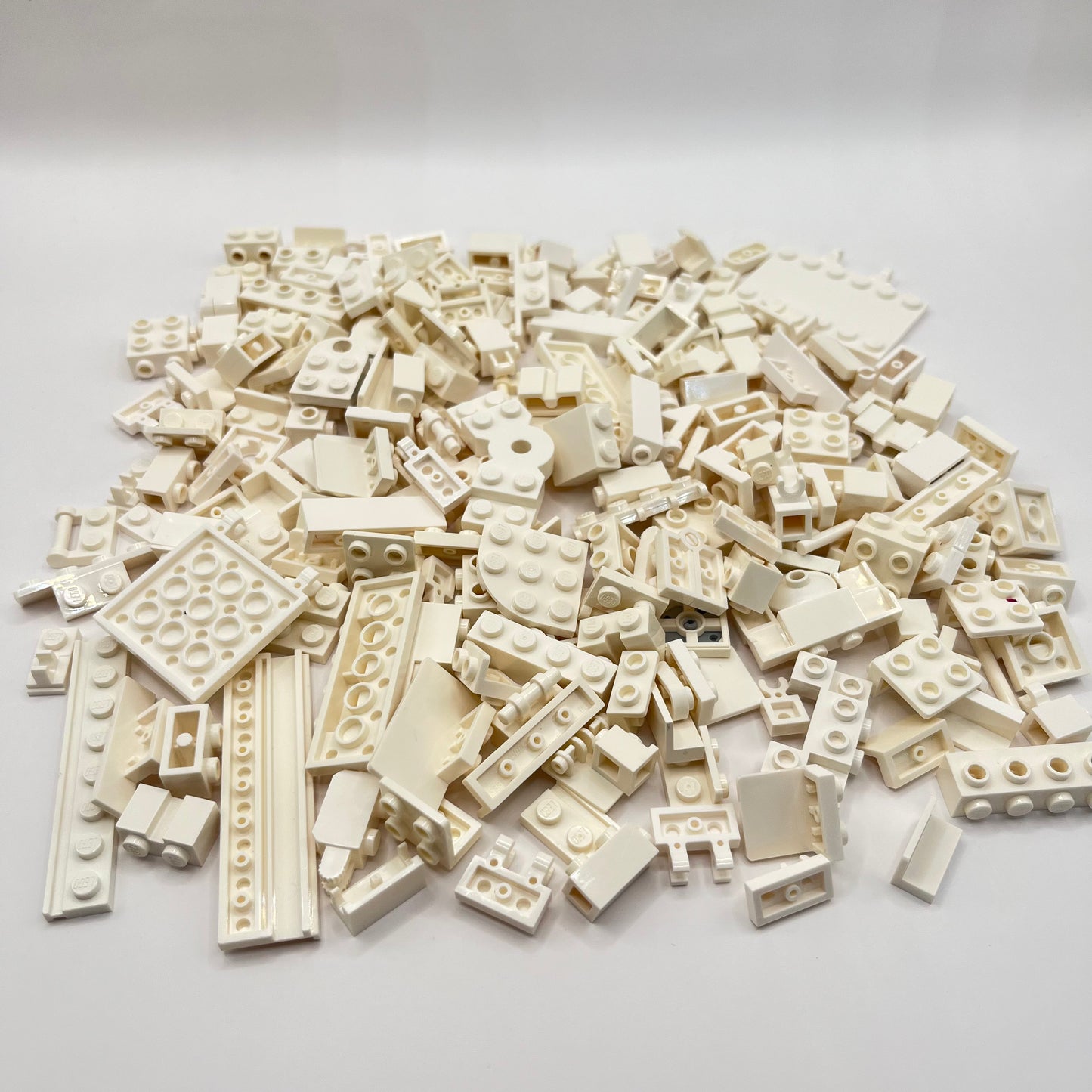 LEGO White Mixed SNOT Pieces Approx. 150g