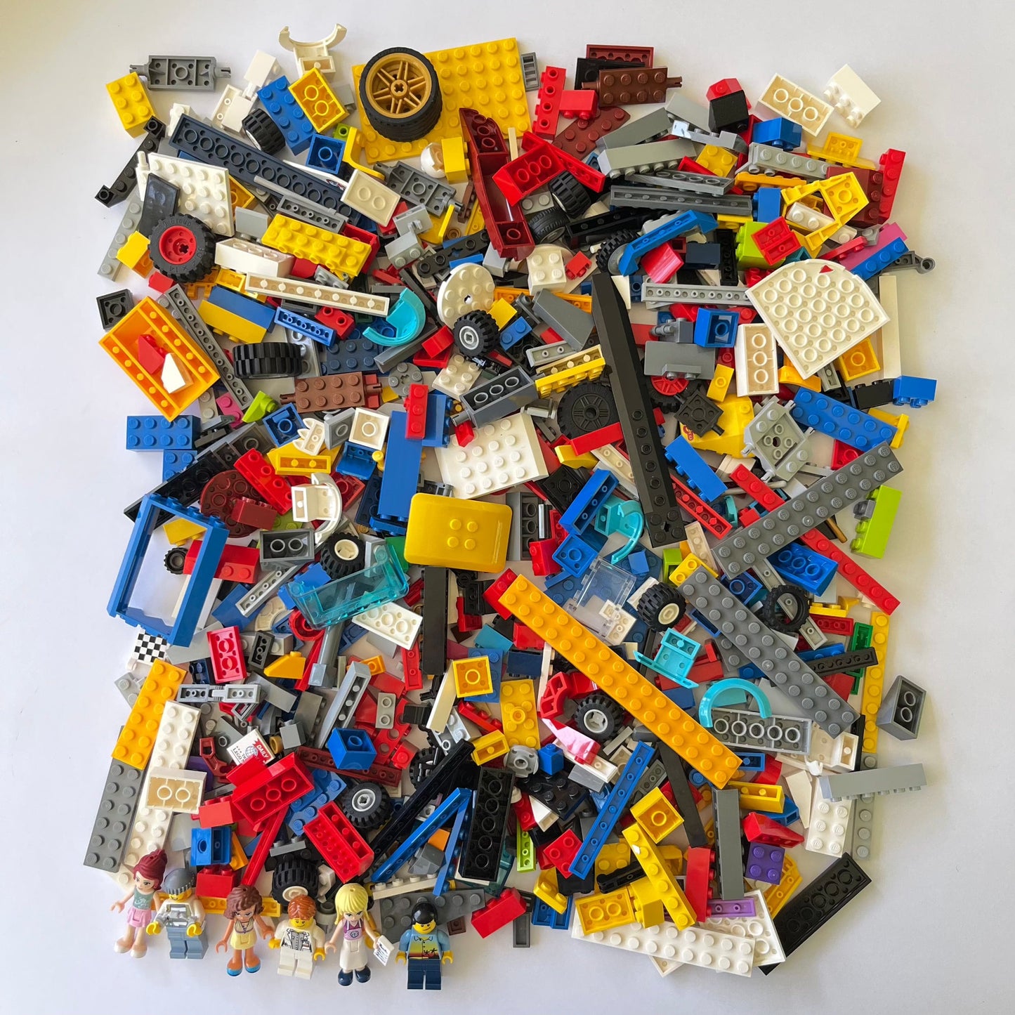 LEGO Fun Pack, Mixed Bag, Approx. 750g includes 6 Minifigures/Minidolls