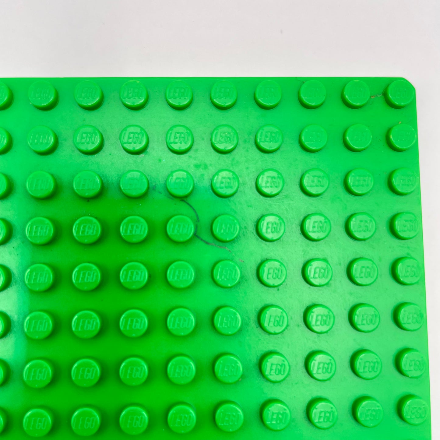 LEGO Baseplate, Bright Green, 16x16, 6098 (1 Piece) Playwear