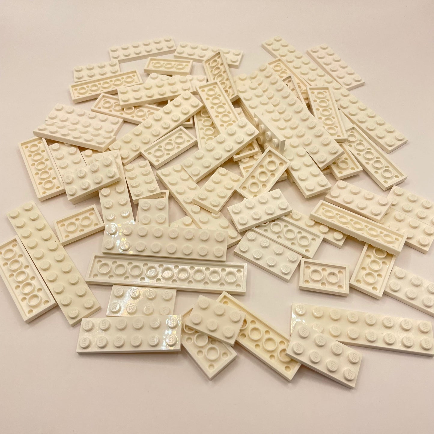 LEGO Plates 2x wide, White, Approx. 110g