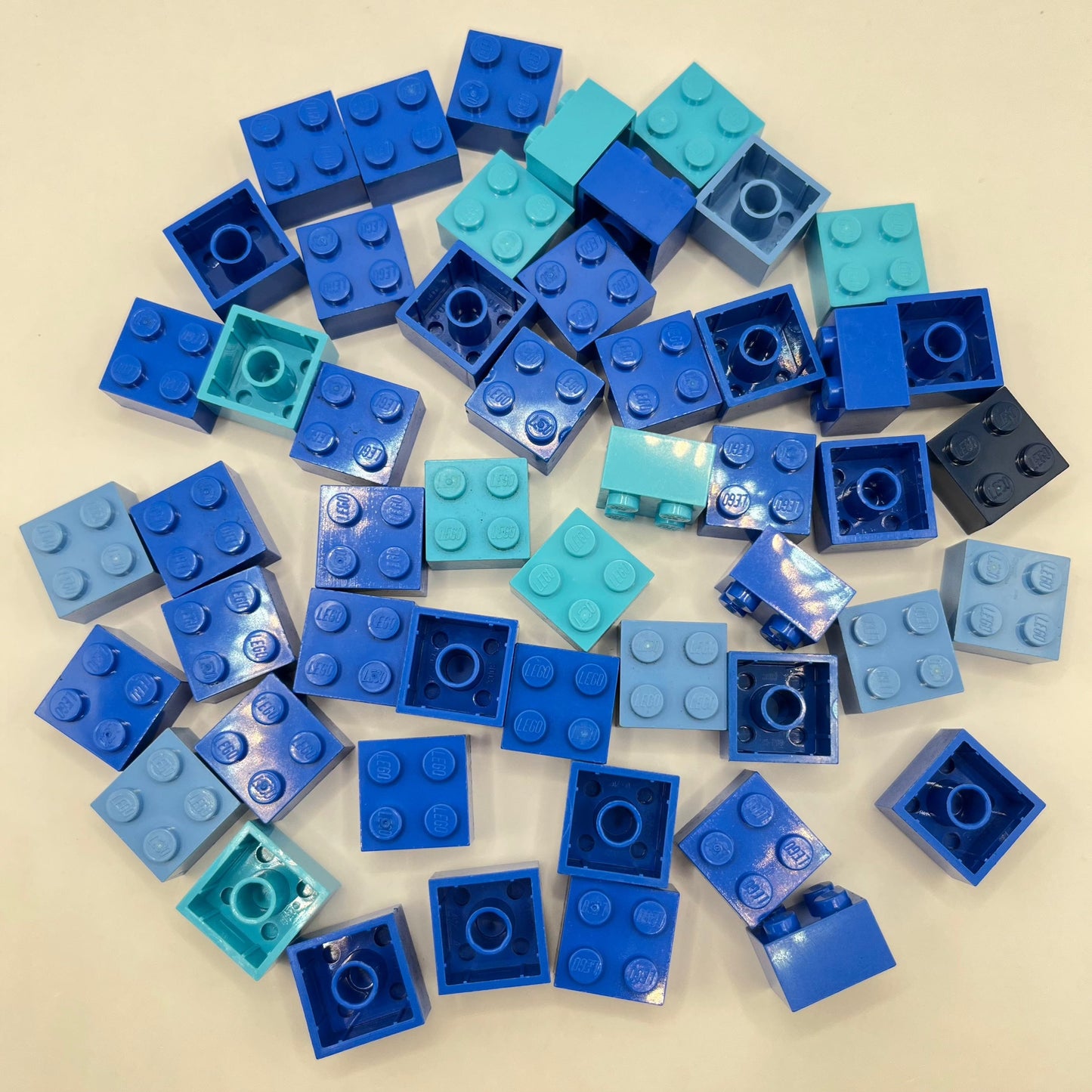 LEGO 2x2 Bricks, Mixed Blue, 50 Pieces