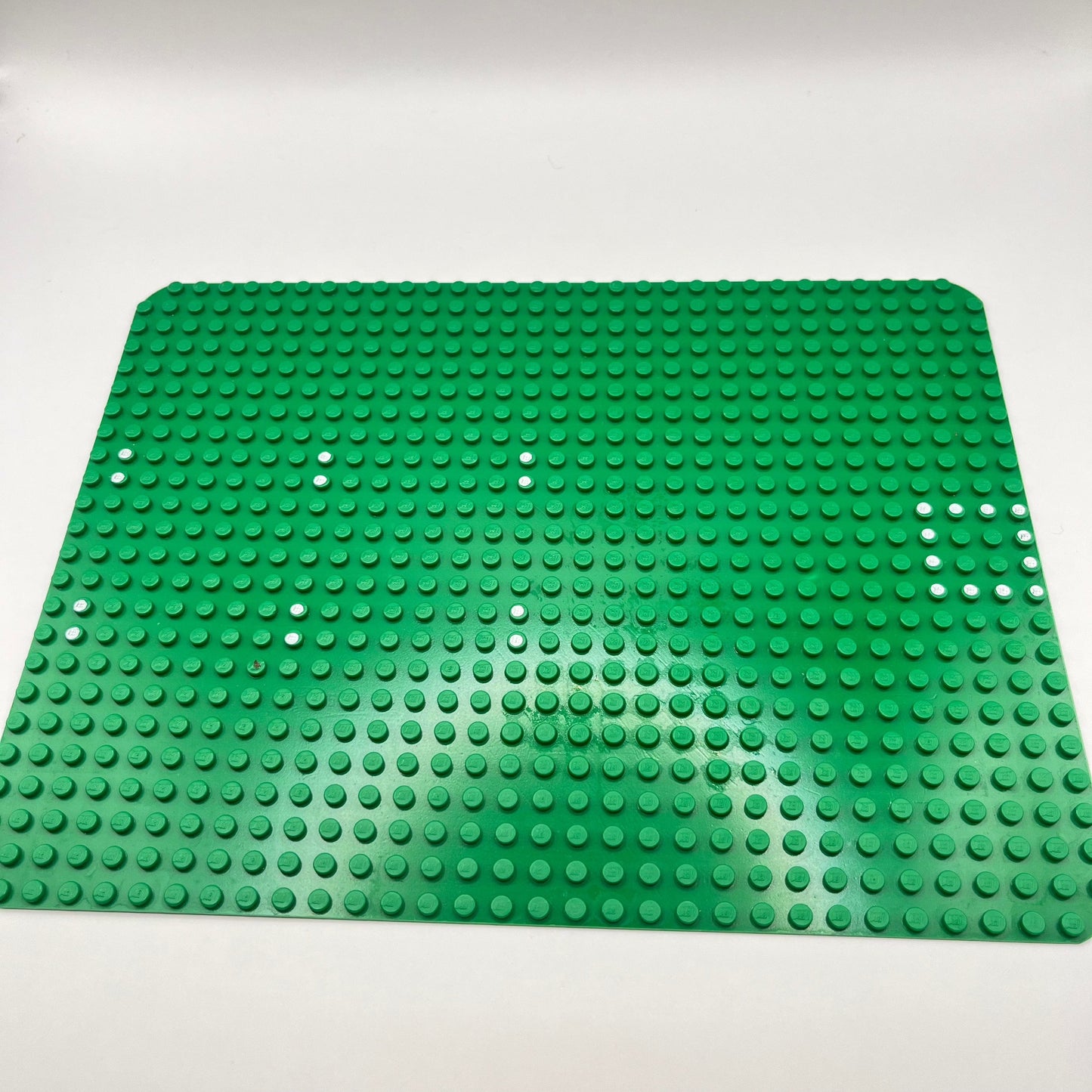 LEGO Baseplate with Dots, Green, 24x32, Vintage 1973 (1 Piece)