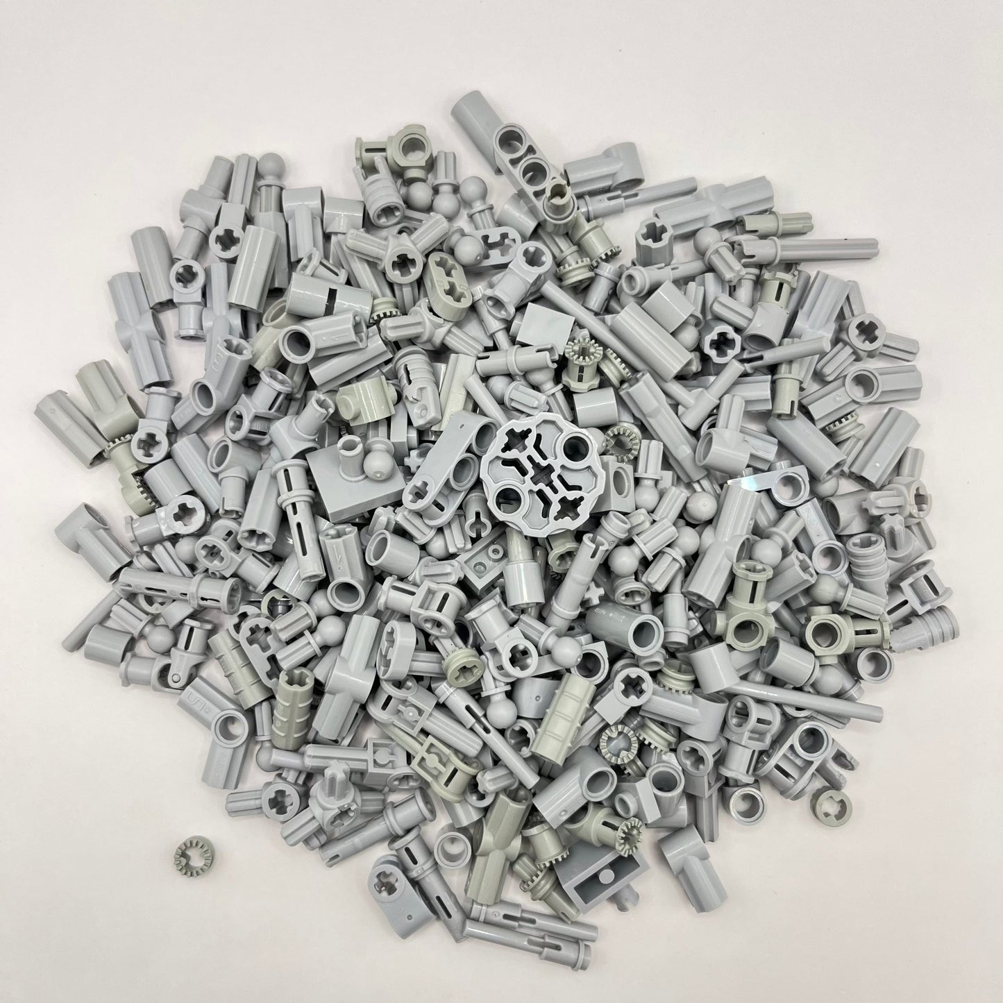 LEGO Small Mixed Technic, Light Grey, Technic, Approx. 100g