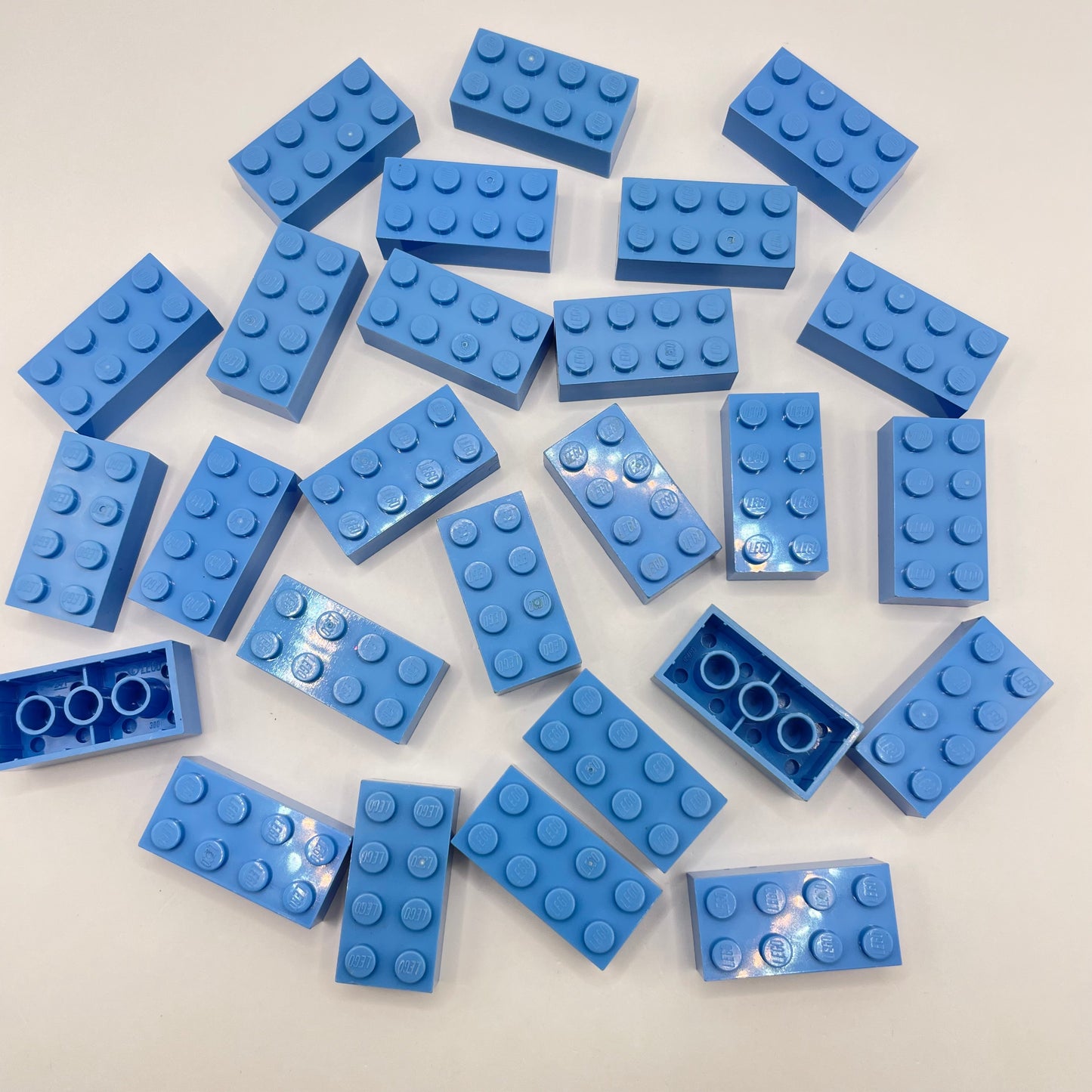 LEGO 2 x 4 Bricks, Bright Light Blue, 25 Pieces