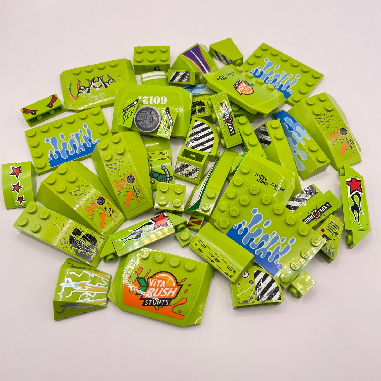 LEGO Vehicle Pieces With Stickers, Lime Green, Approx. 100g