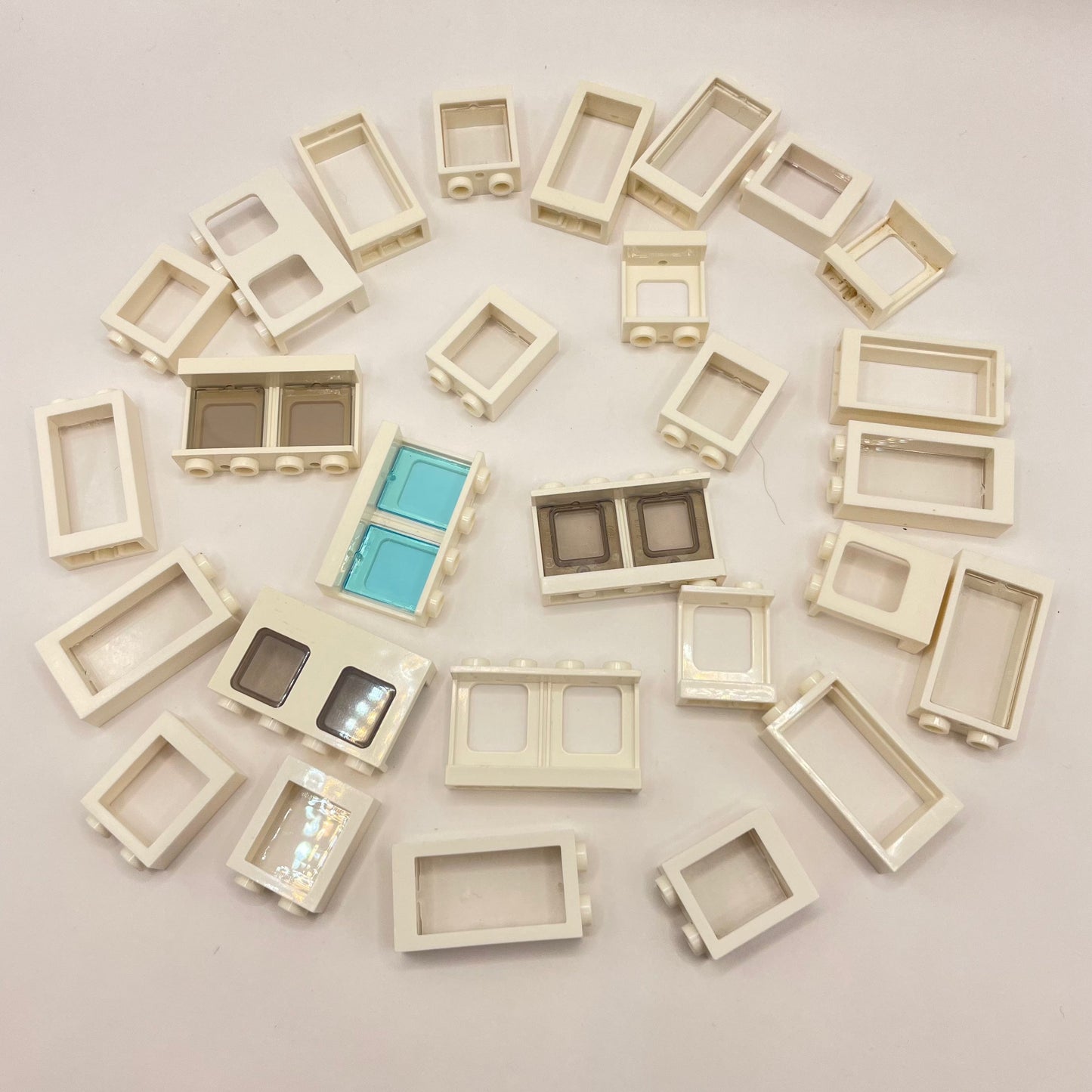 LEGO White, Small Windows, Building, 18 Pieces
