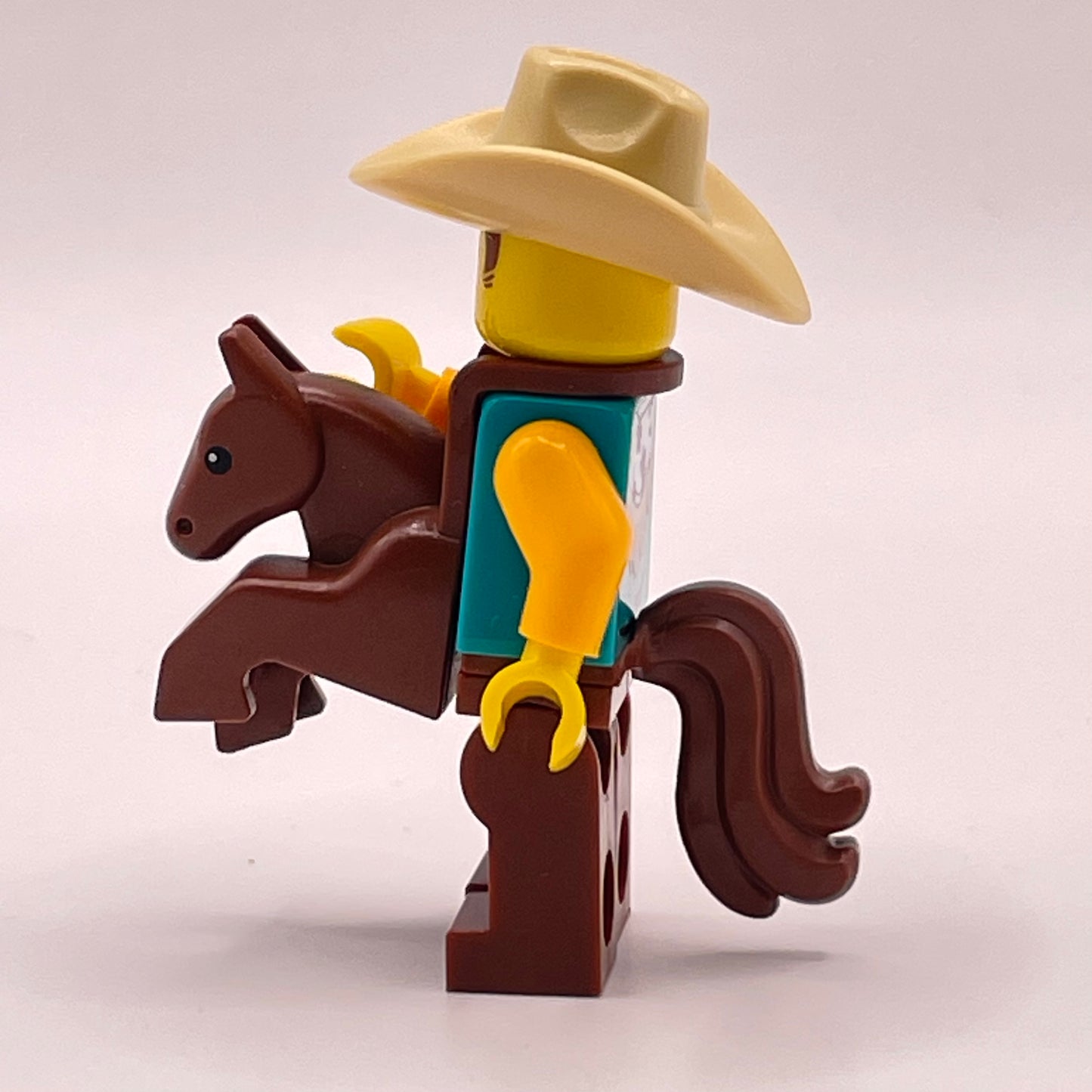 LEGO Cowboy Costume Guy, Collectible Minifigures Series 18 (col326)