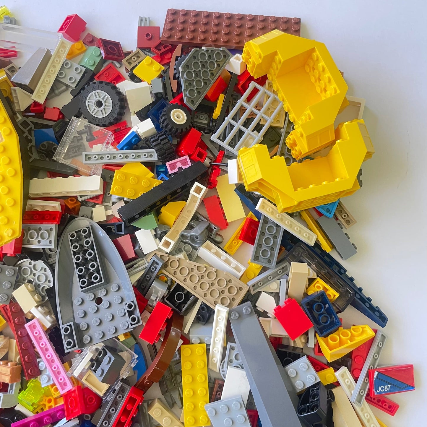 LEGO Fun Pack, Mixed Bag, Approx. 750g includes 6 Minifigures/Minidolls