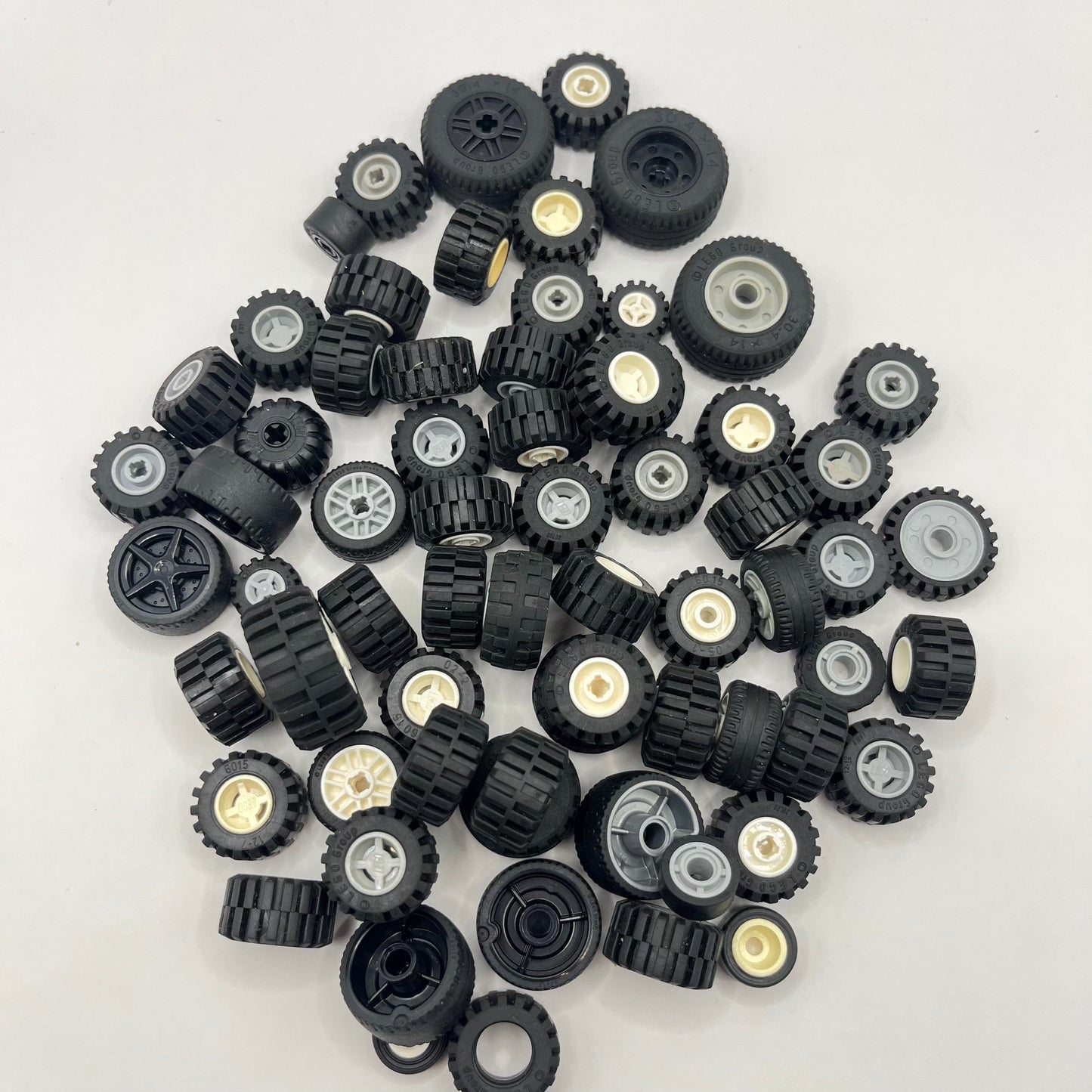 LEGO Mixed Wheels, Approx. 200g