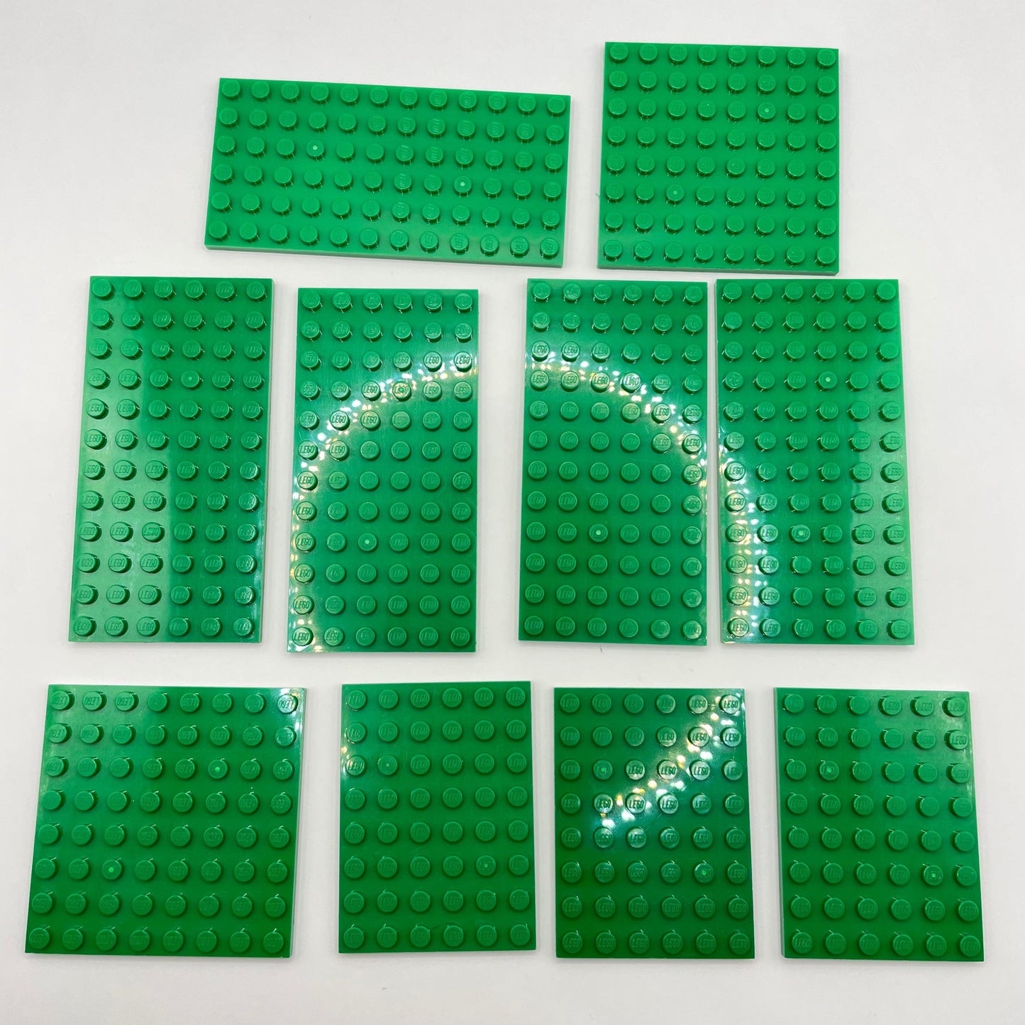 LEGO Medium/Large Plates, Green, 10 Pieces