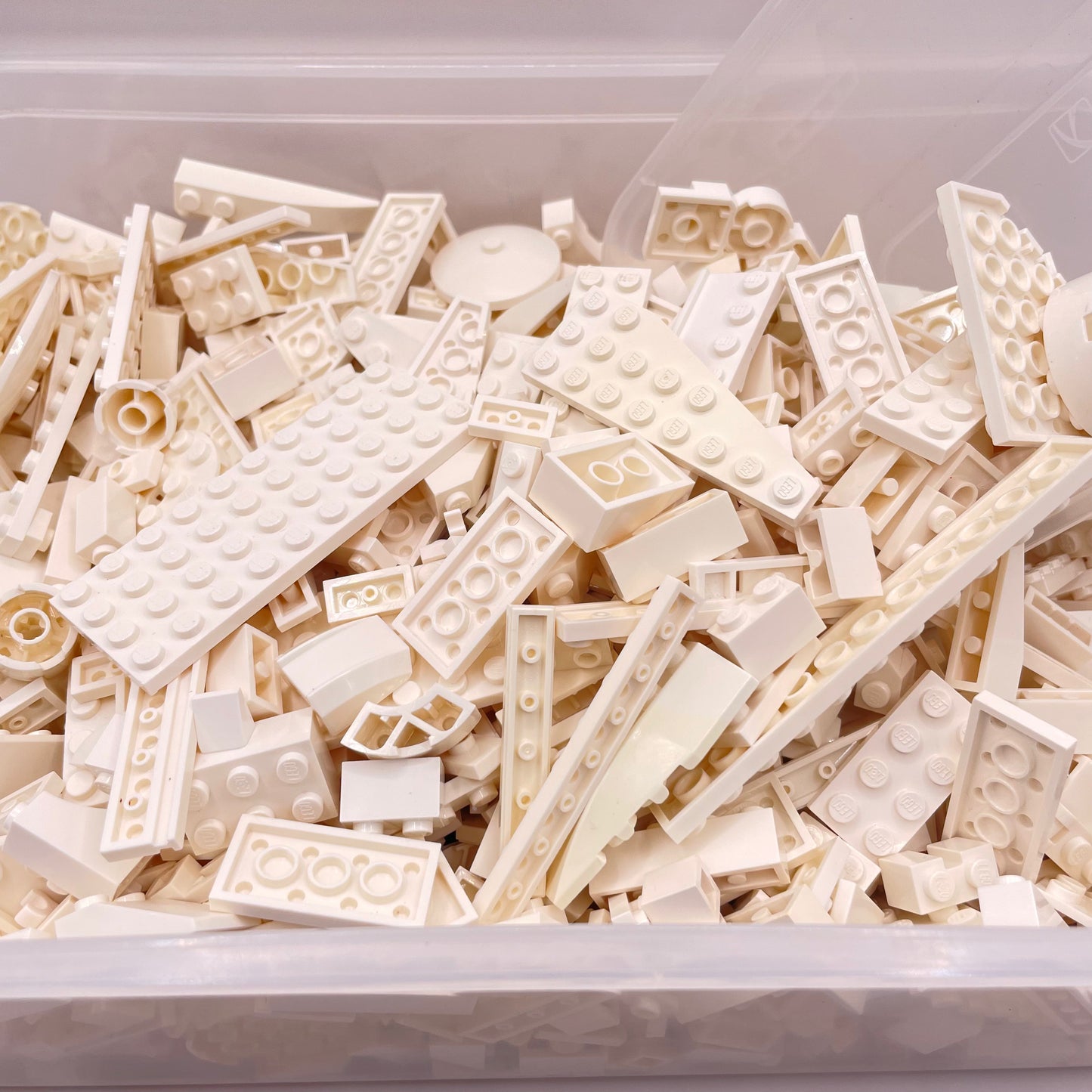 LEGO Random Selection, White, Mixed Bricks, Bulk, Approx. 1kg