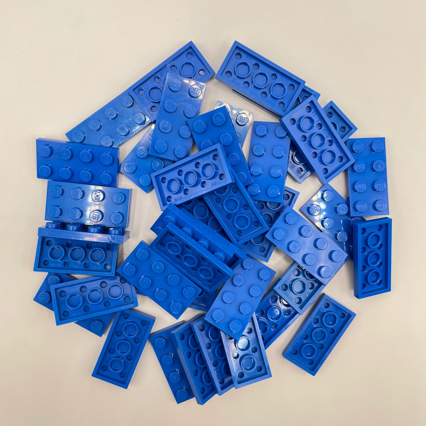 LEGO Plates, 2x4, Blue, 40 Pieces