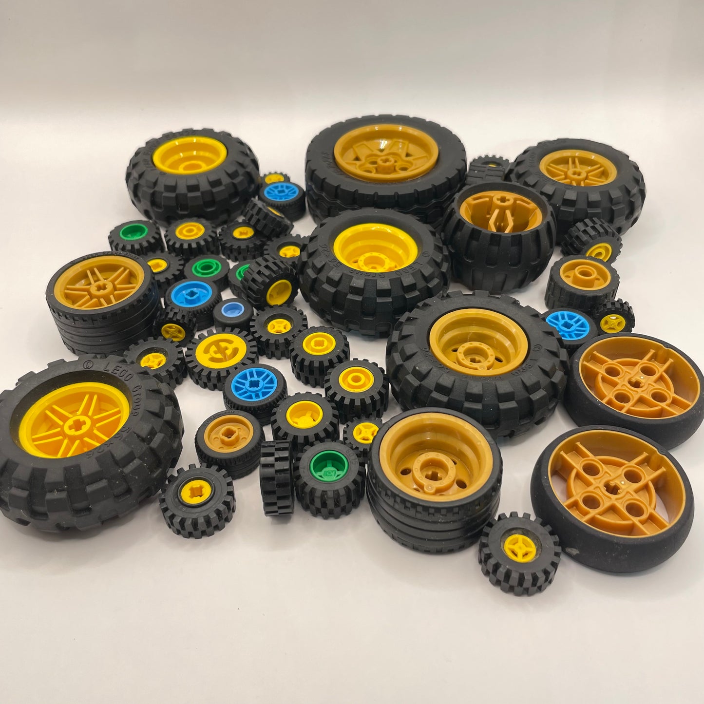 LEGO Mixed Wheels, Colourful Hubs, Approx. 250g