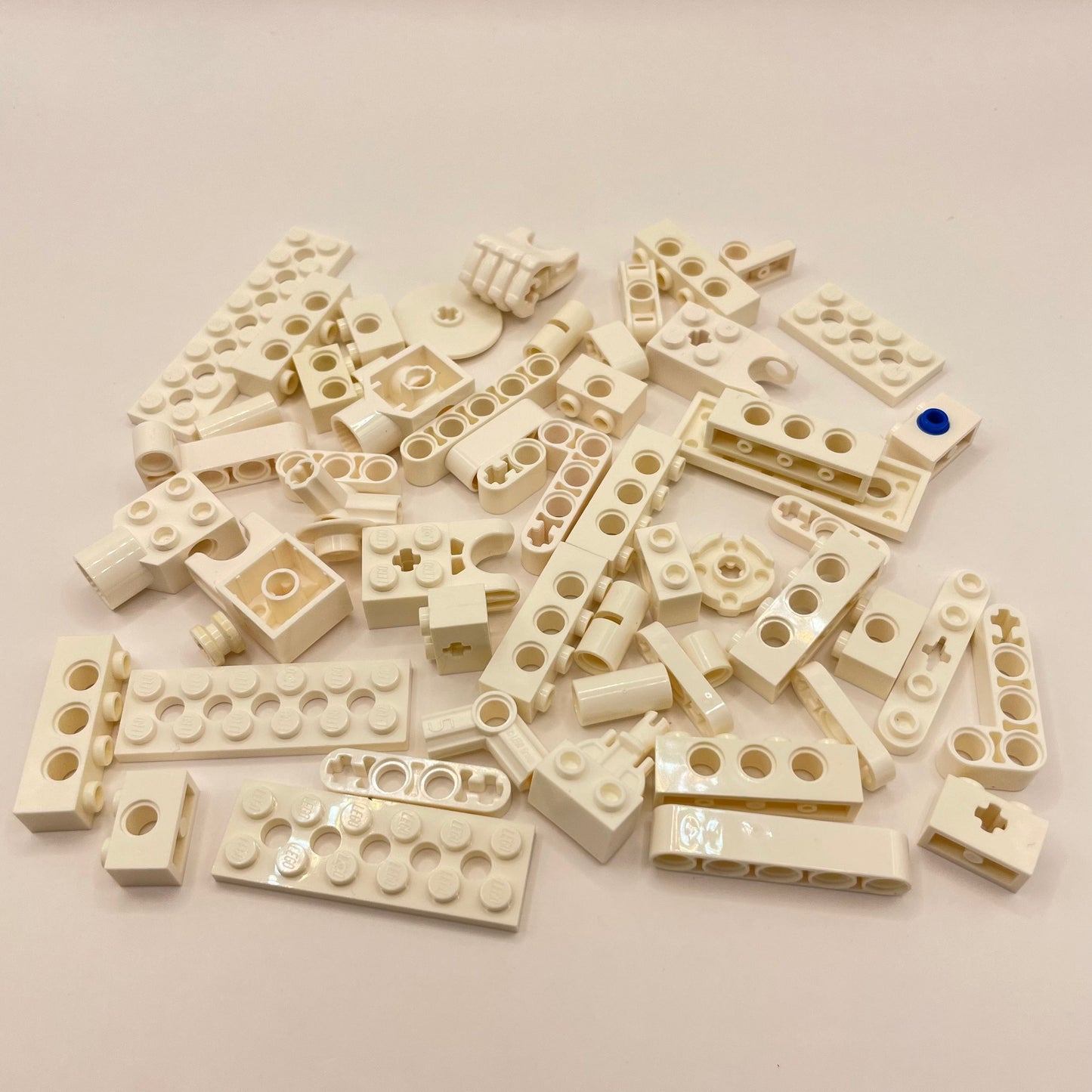 LEGO Technic, White, Approx. 60g