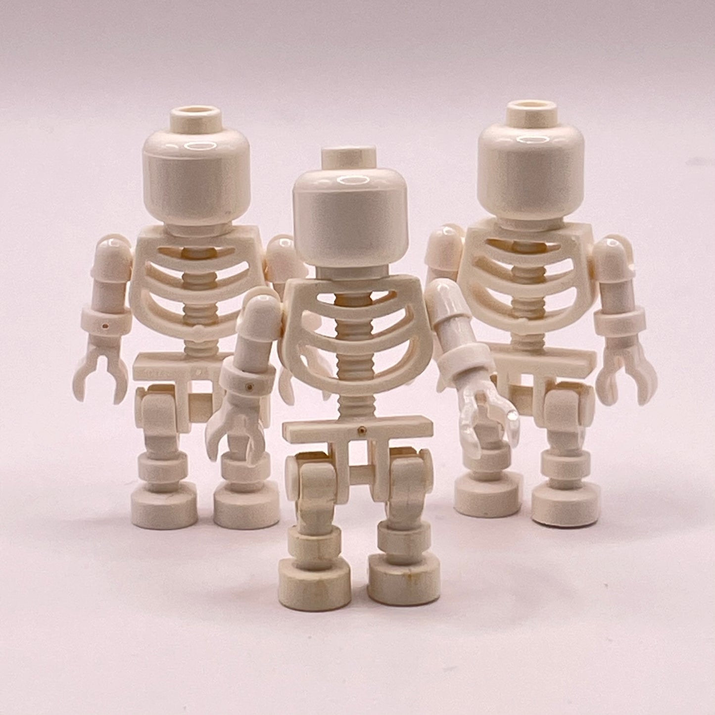 LEGO Skeletons - Floppy Arms, Castle, Minifigure (3 Pack)