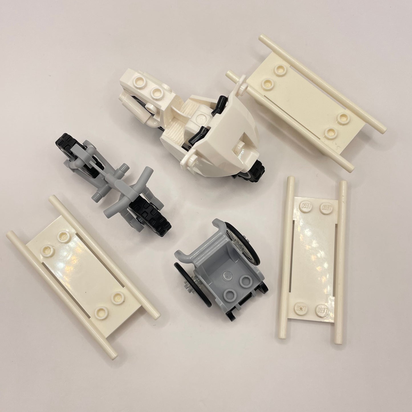 LEGO Wheelchair, Rescue, Bikes, White, 4 Pieces