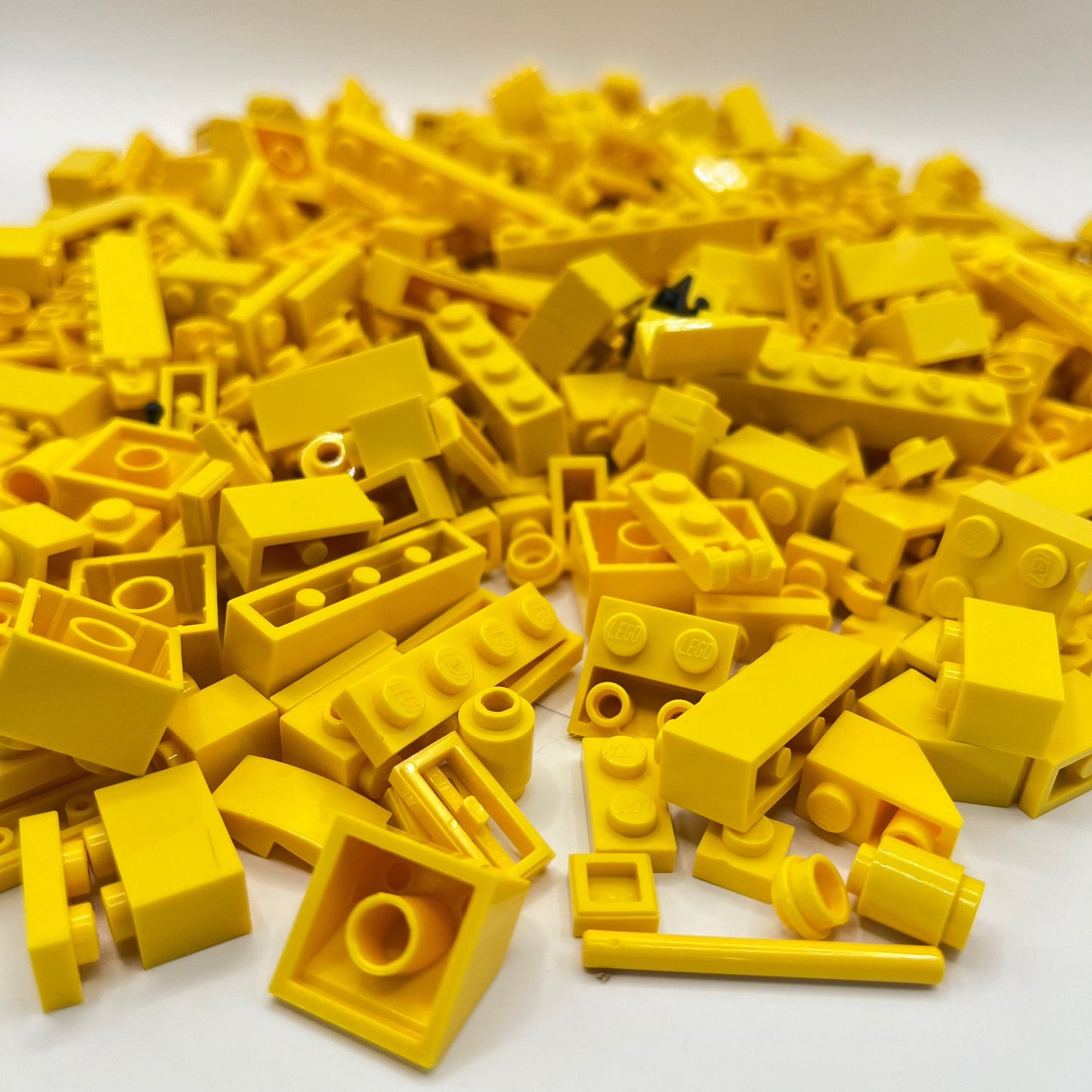 LEGO Yellow, Mixed Pieces, Approx. 330g