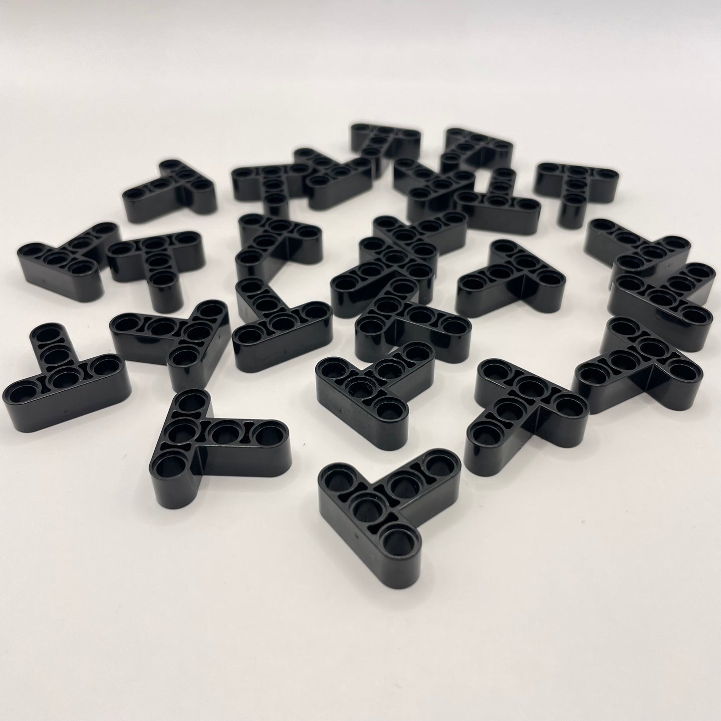 LEGO Black Technic Liftarm, Modified T-Shape Thick 3 x 3, 25 Pieces (60484)