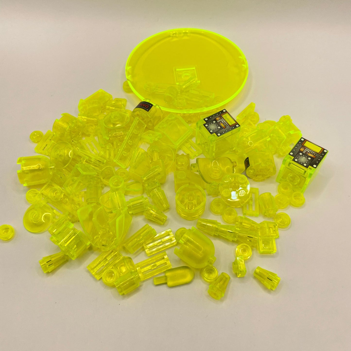 LEGO Mixed Trans-Neon Yellow, Mixed Pieces, Approx. 55g