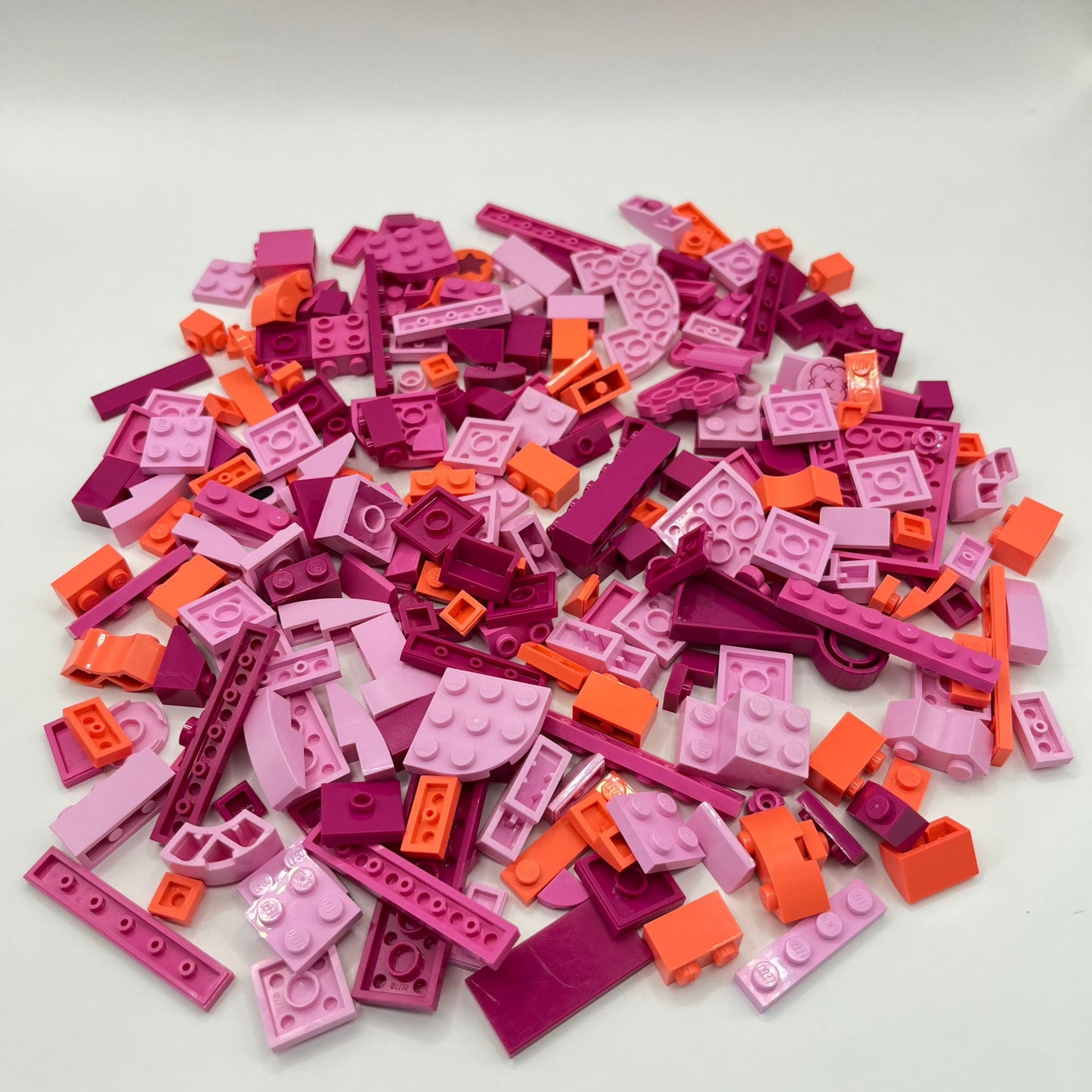 LEGO Pink Shades, Mixed Bricks, Approx. 130g