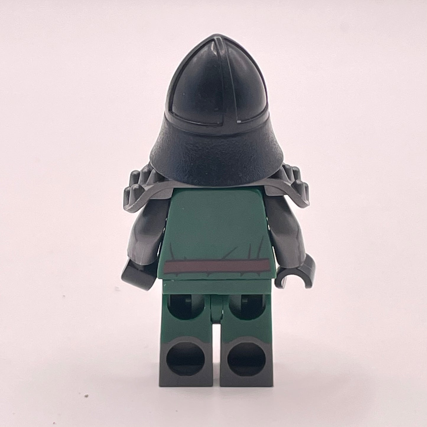 LEGO Frightening Knight, Collectible Series 15, Minifigure (col230) wrong helmet