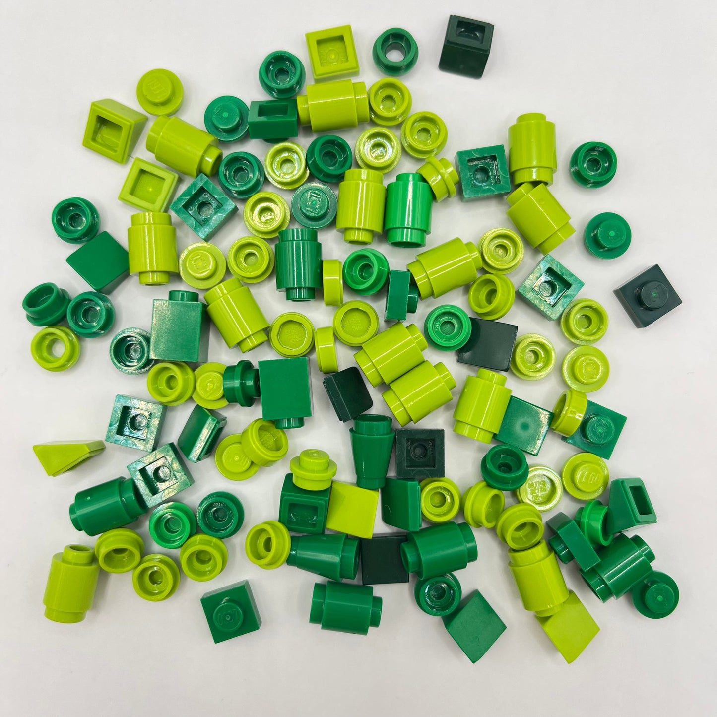 LEGO Mixed Green, 1x1 Greebling, 100 Pieces