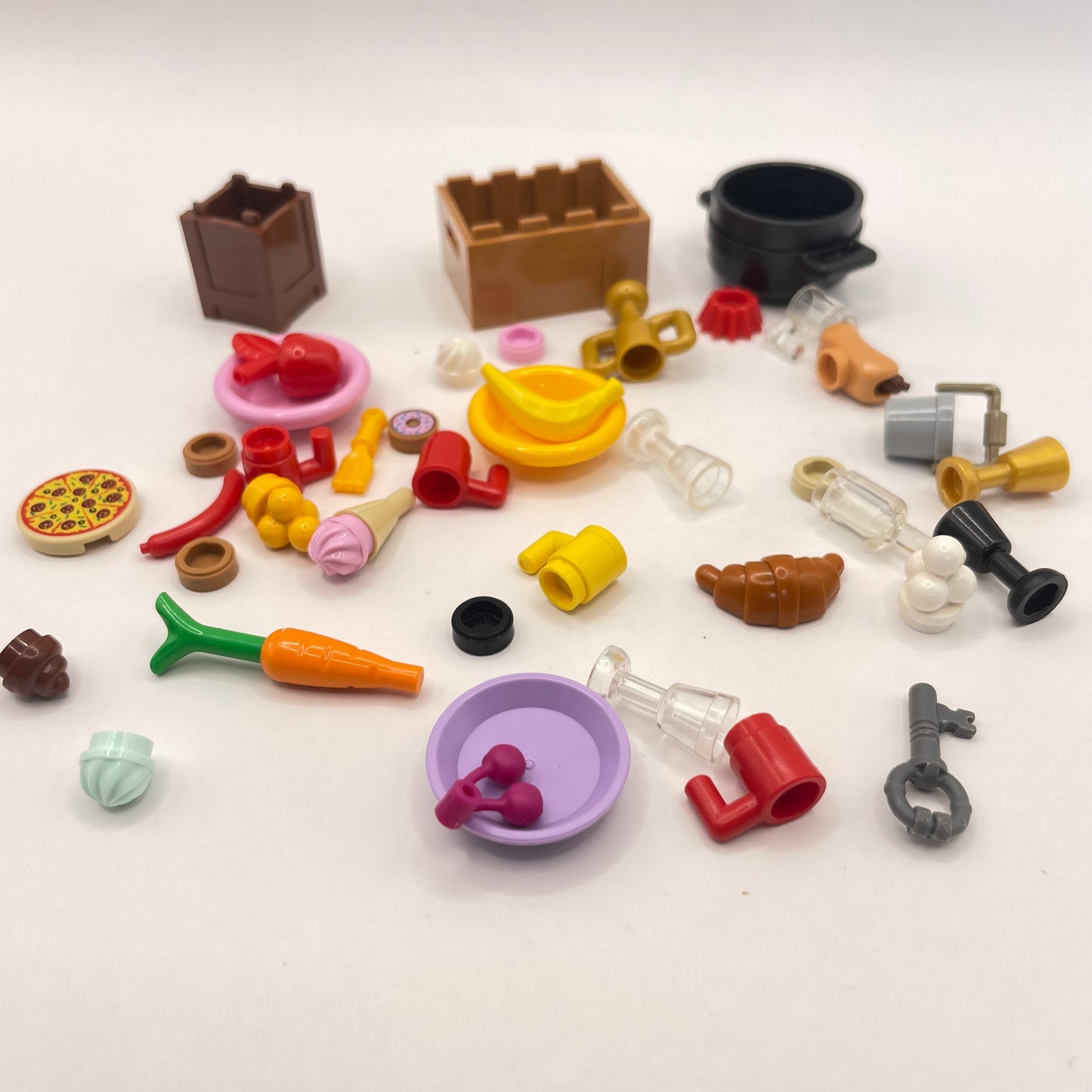LEGO Food / Kitchen Bundle, Mixed Pieces (40 Pieces)