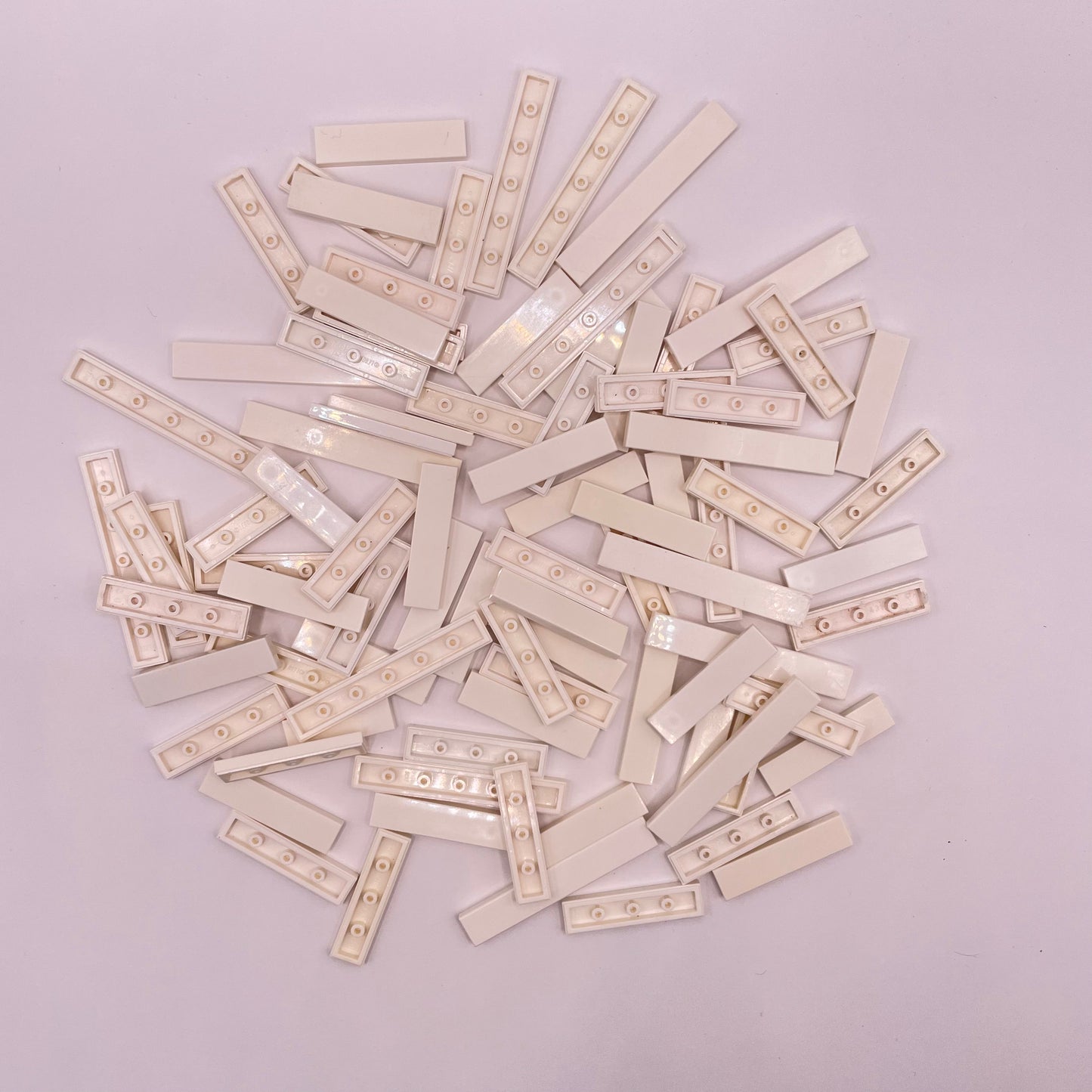 LEGO Medium Tiles, 1x Wide, White, Approx. 55g