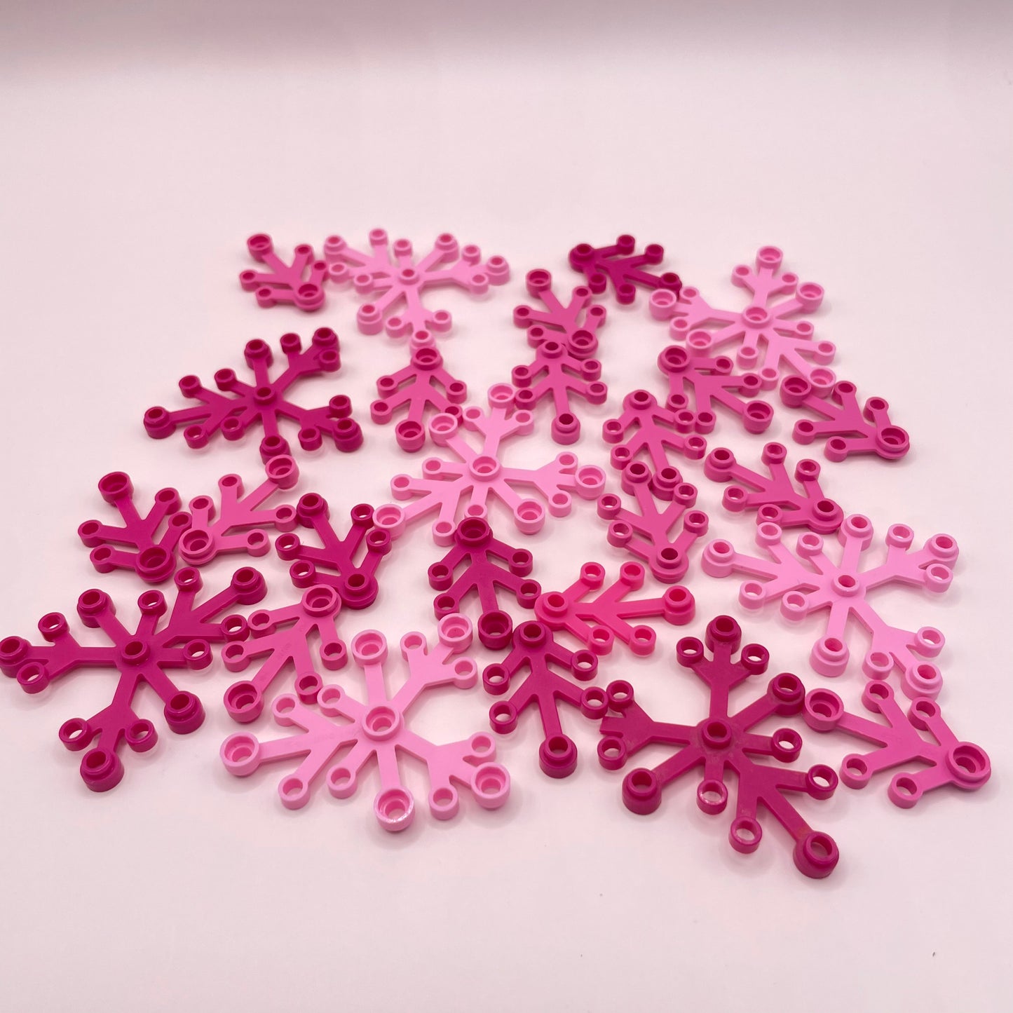 LEGO Leaves, Pink, 25 Pieces