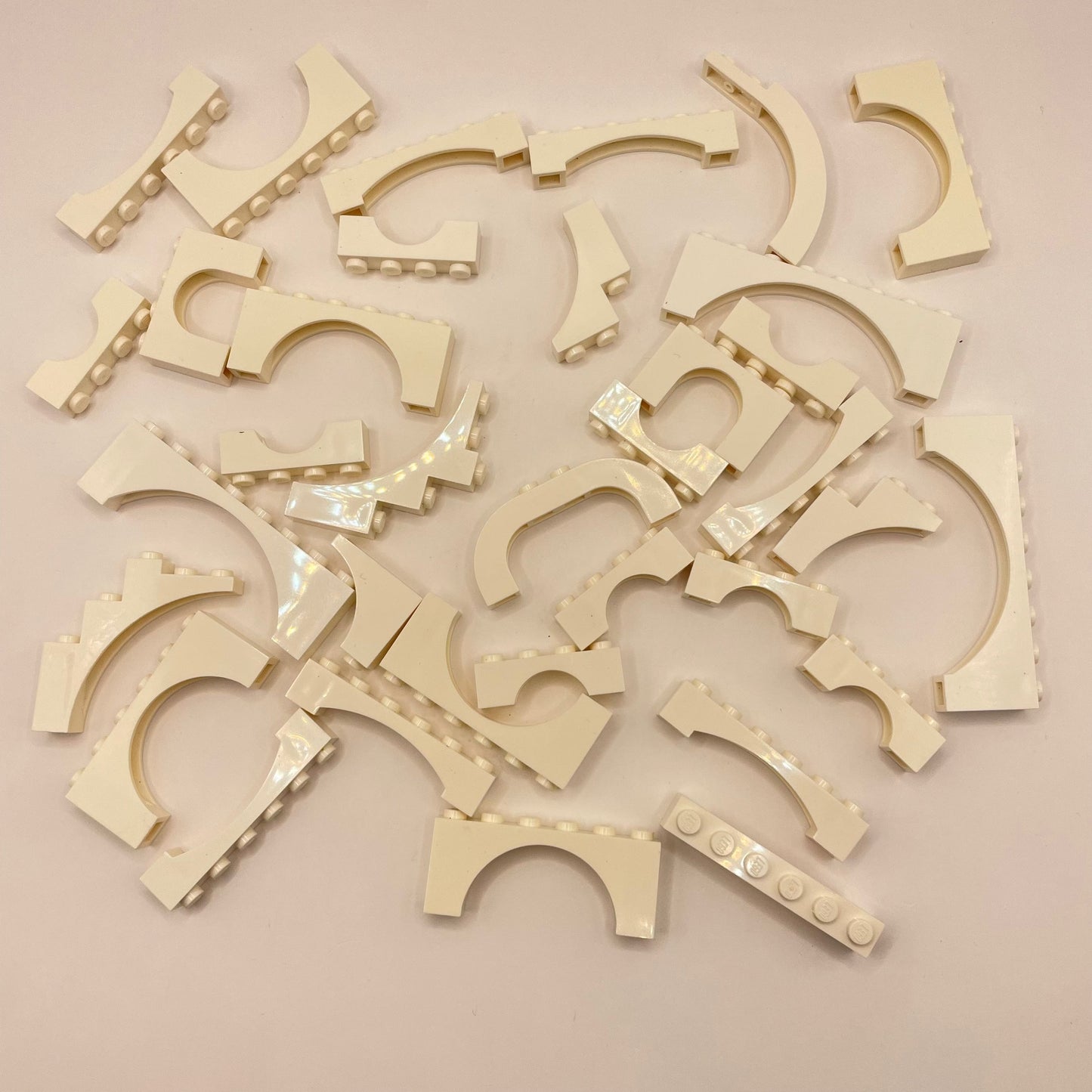 LEGO White, Arches, Building, 35 Pieces