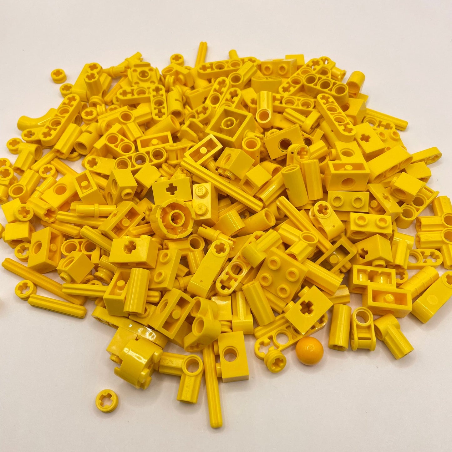 LEGO Mixed Technic, Yellow, Approx. 135g