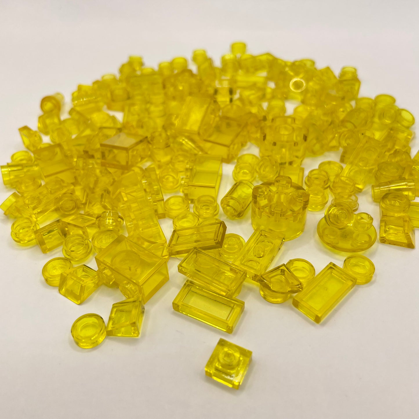 LEGO Transparent Yellow, Mixed Pieces, Approx. 40g