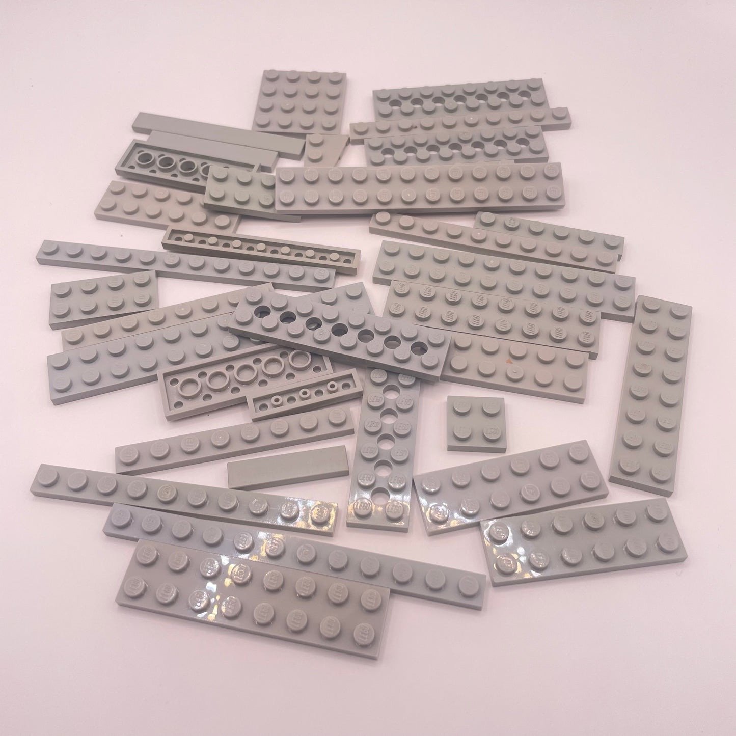 LEGO Small Plates, Old Light Grey, Approx. 50g