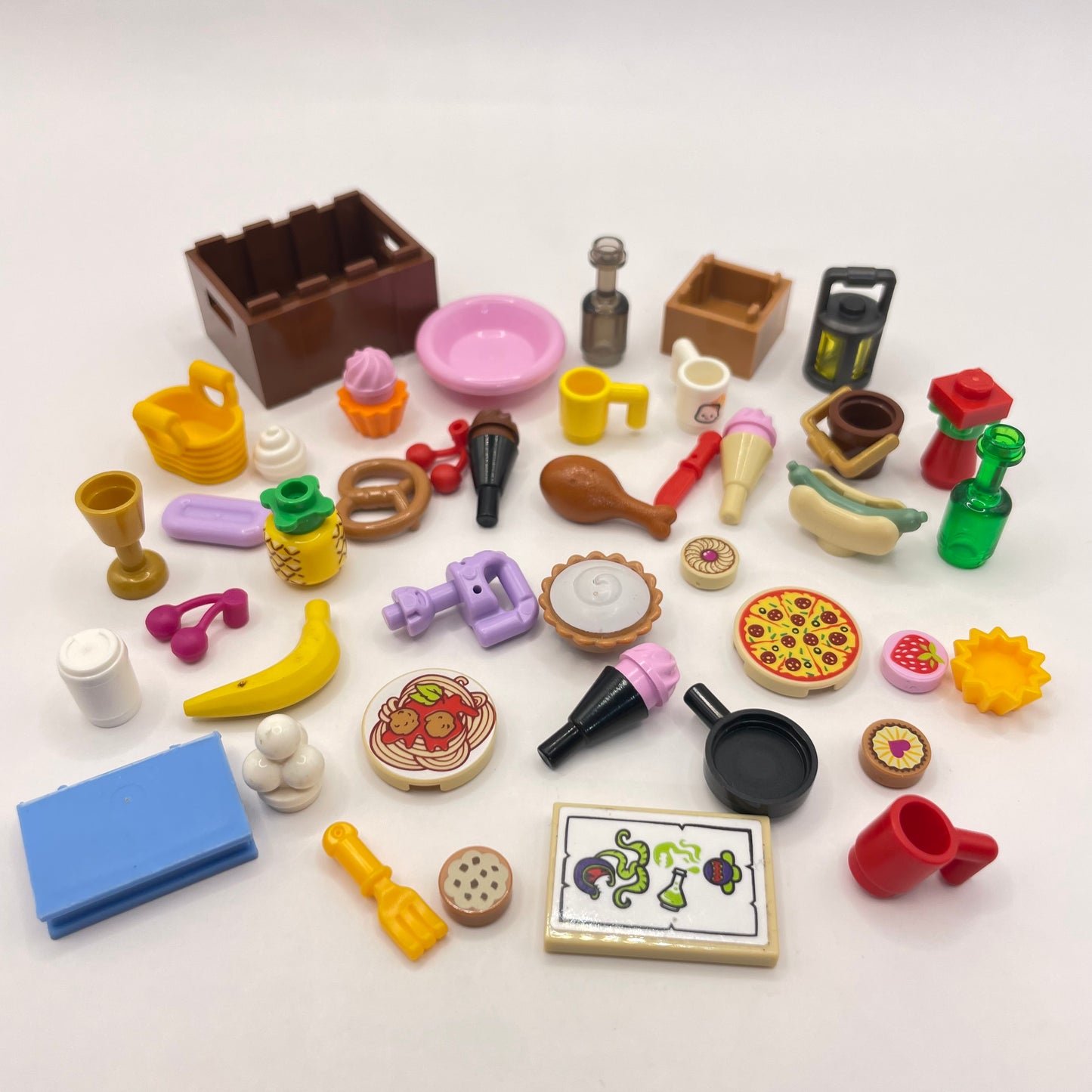 LEGO Food / Kitchen Bundle, Mixed Pieces (40 Pieces)