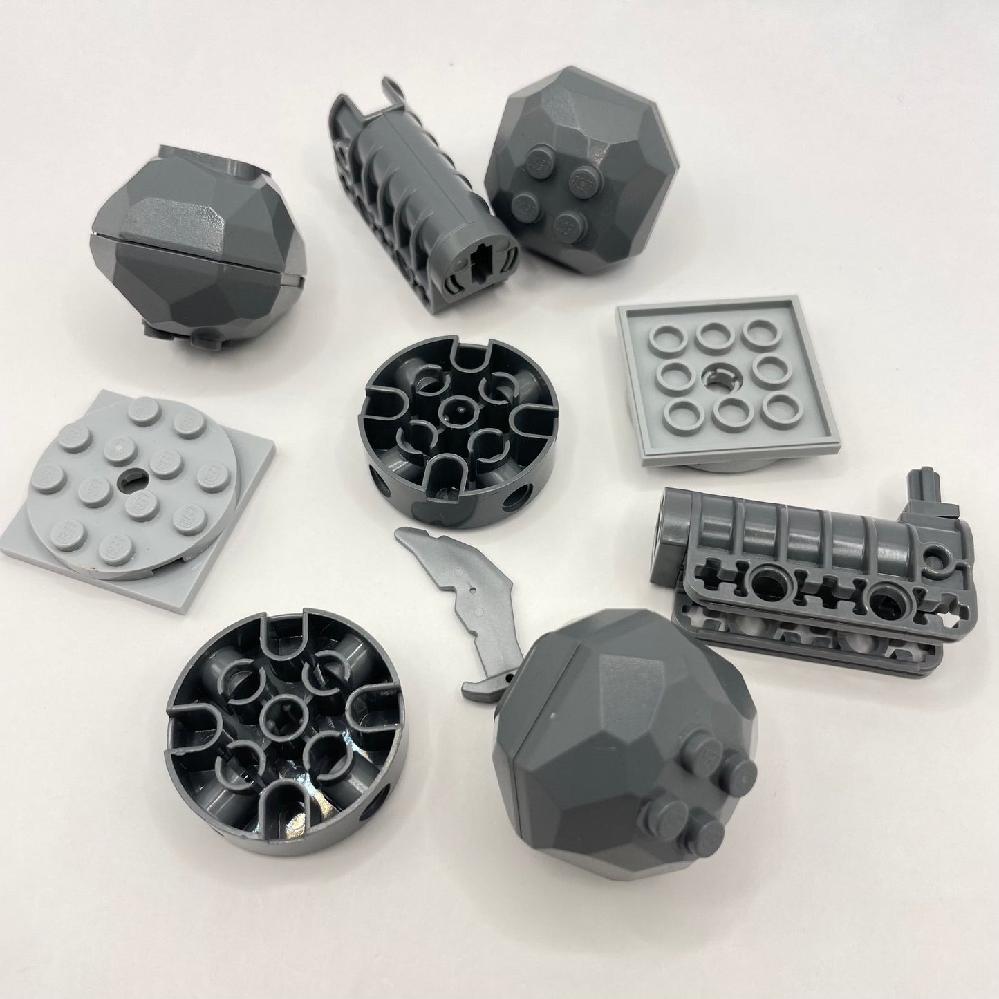 LEGO Rocks, Turntables, Shooters, Mixed Bluish Grey, 12 Pieces