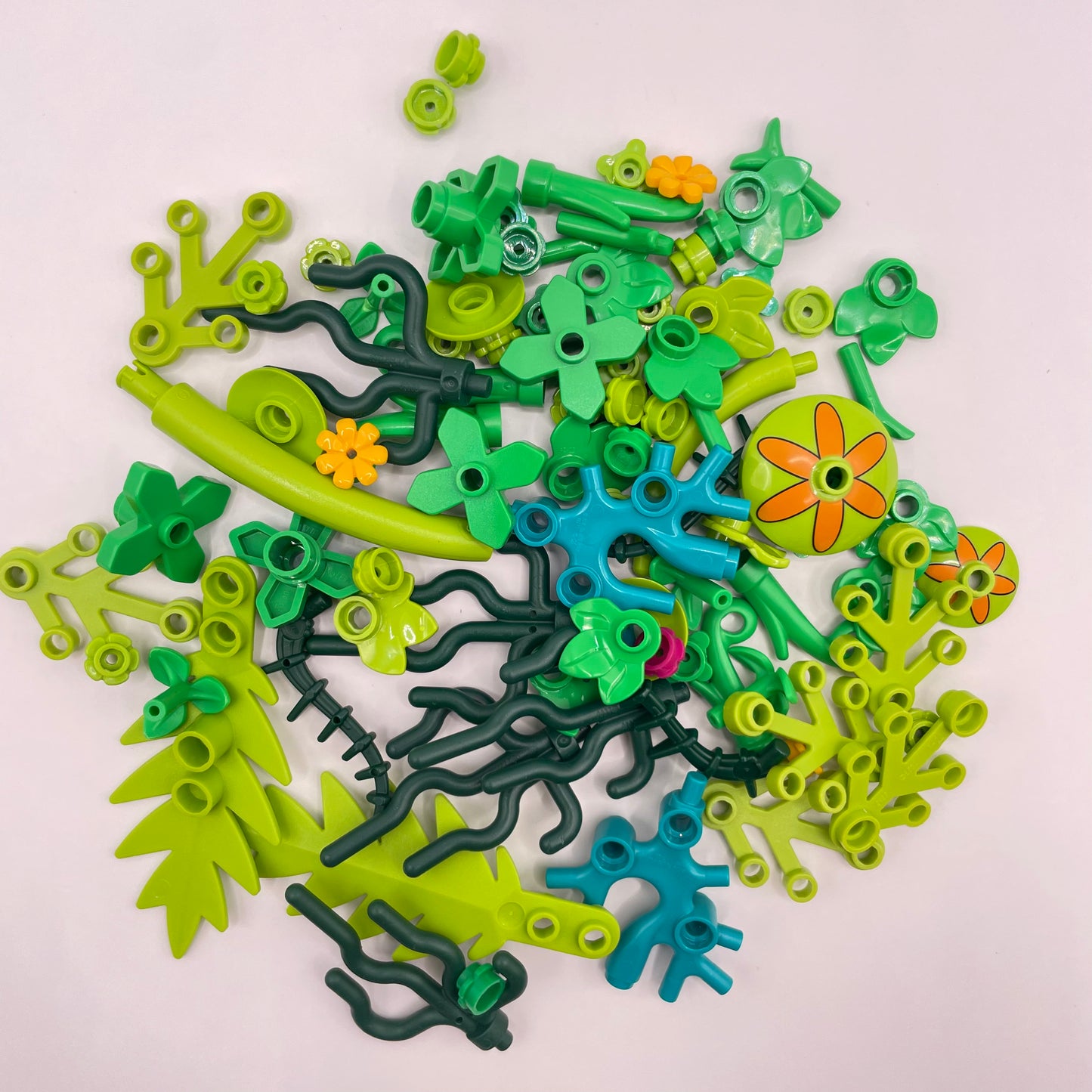 LEGO Mixed Green, Mixed Plant Pieces, Approx. 30g