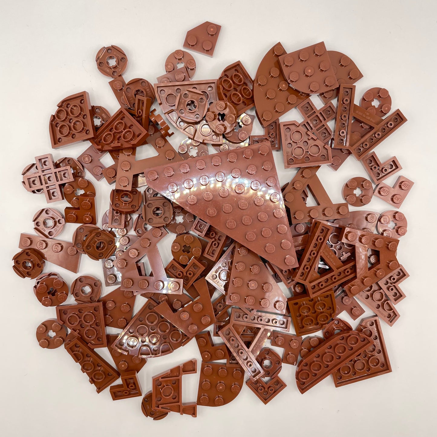 LEGO Round And Wings Plates, Reddish Brown, Approx. 85g