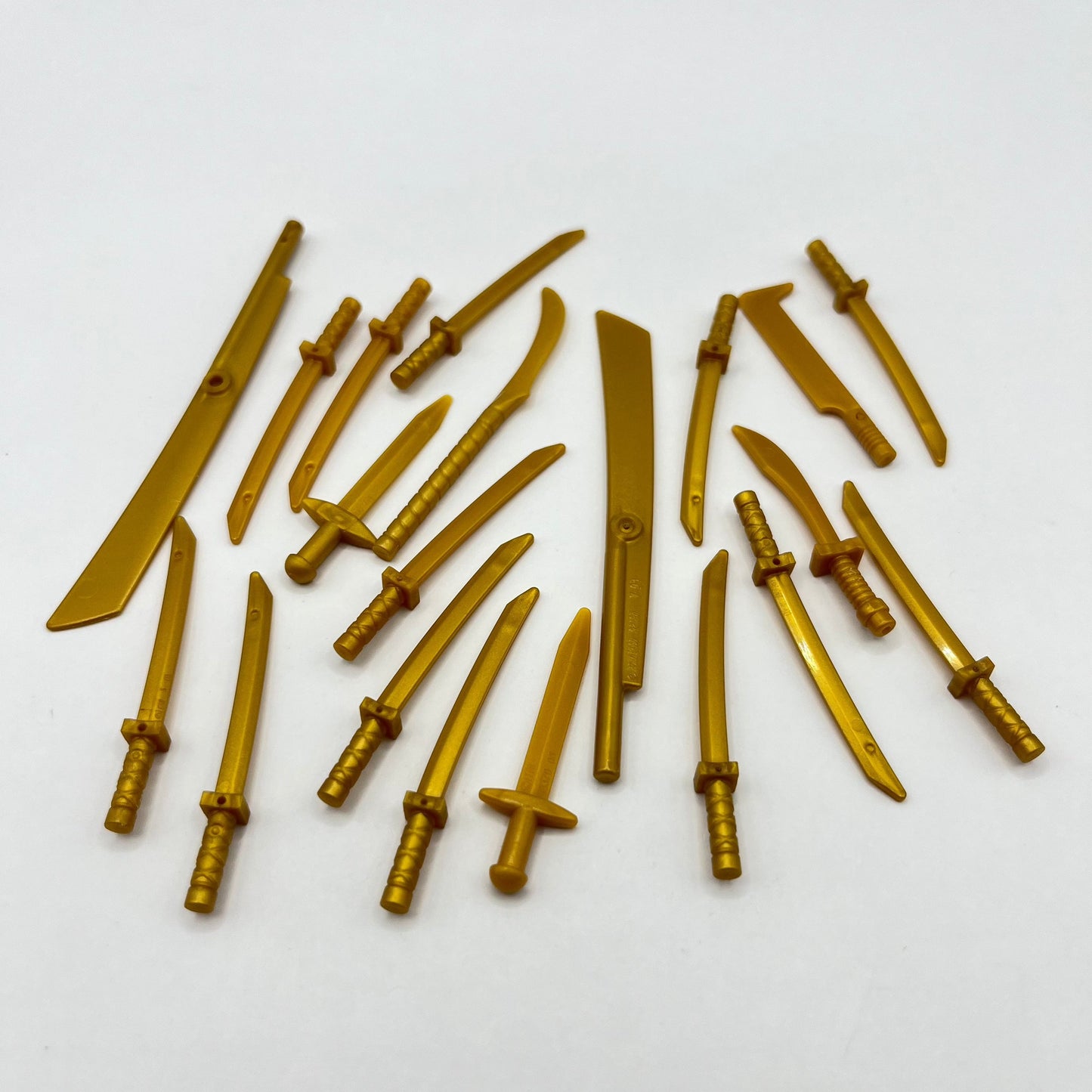 LEGO Gold Long Swords, Minifigure Accessories, 20 Pieces