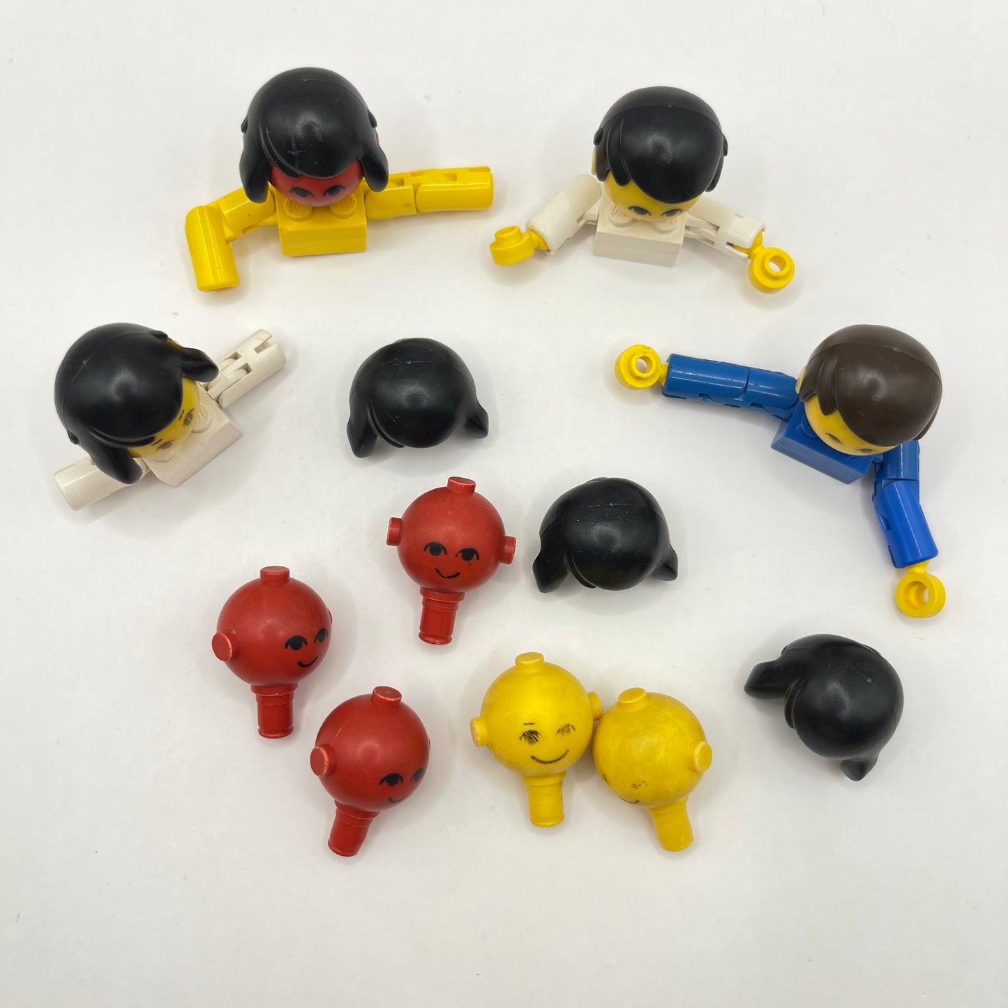 LEGO Homemaker Figure, Vintage, Maxifigure, (Pack of 19) Playwear