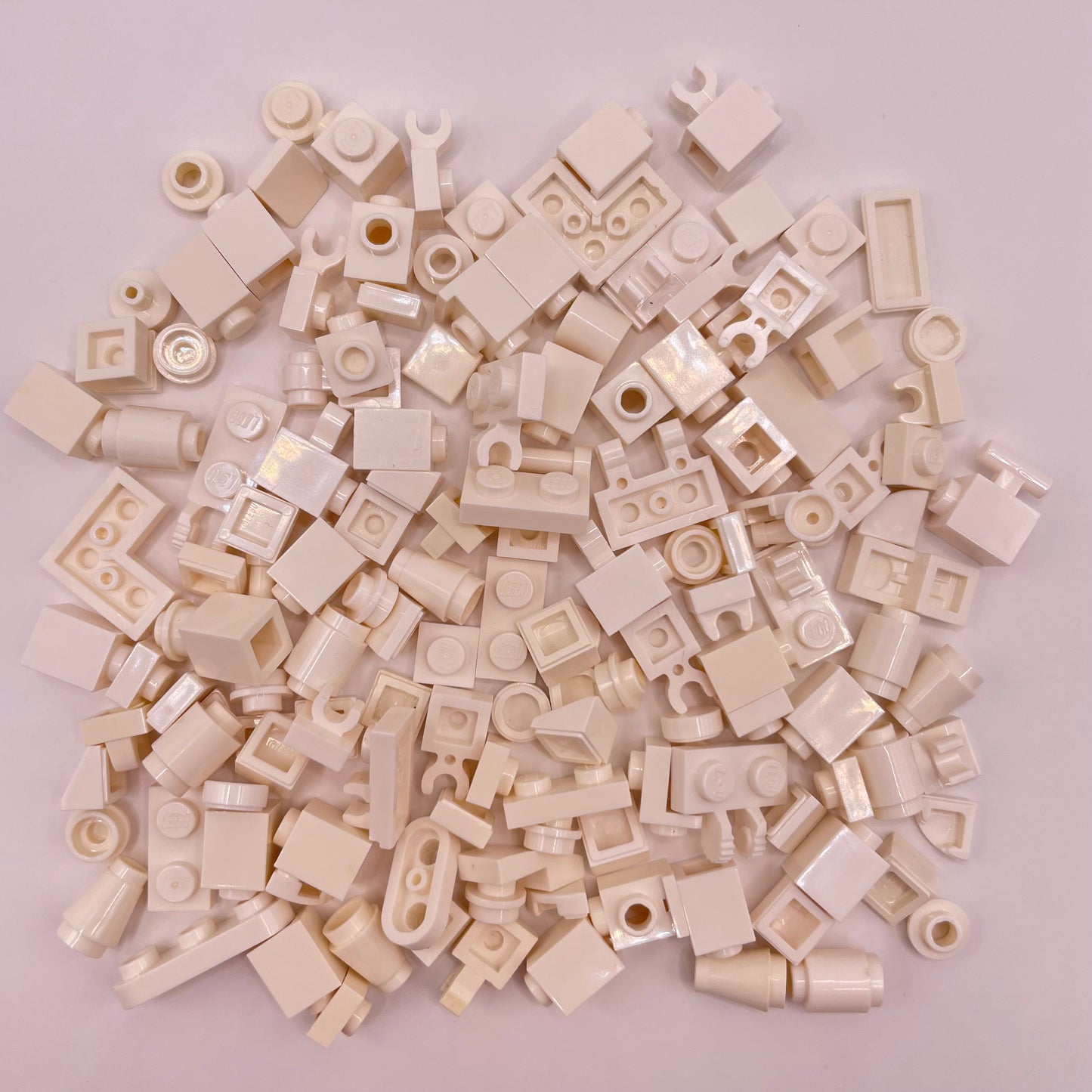 LEGO Greebling, White, 140 Pieces