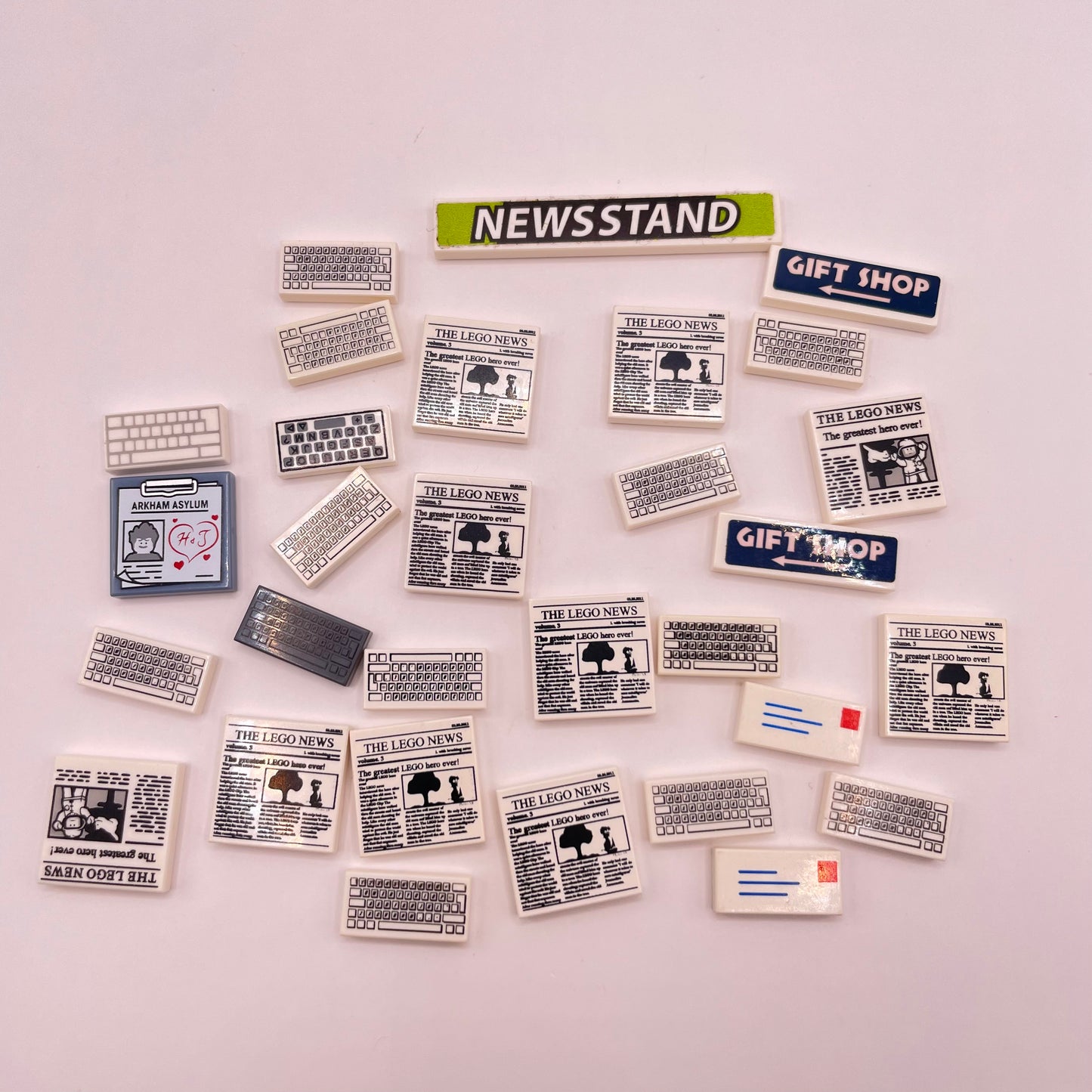 LEGO Prints and Stickers, Newspaper/News Agent Accessories, Mixed Pieces, 30,Pieces