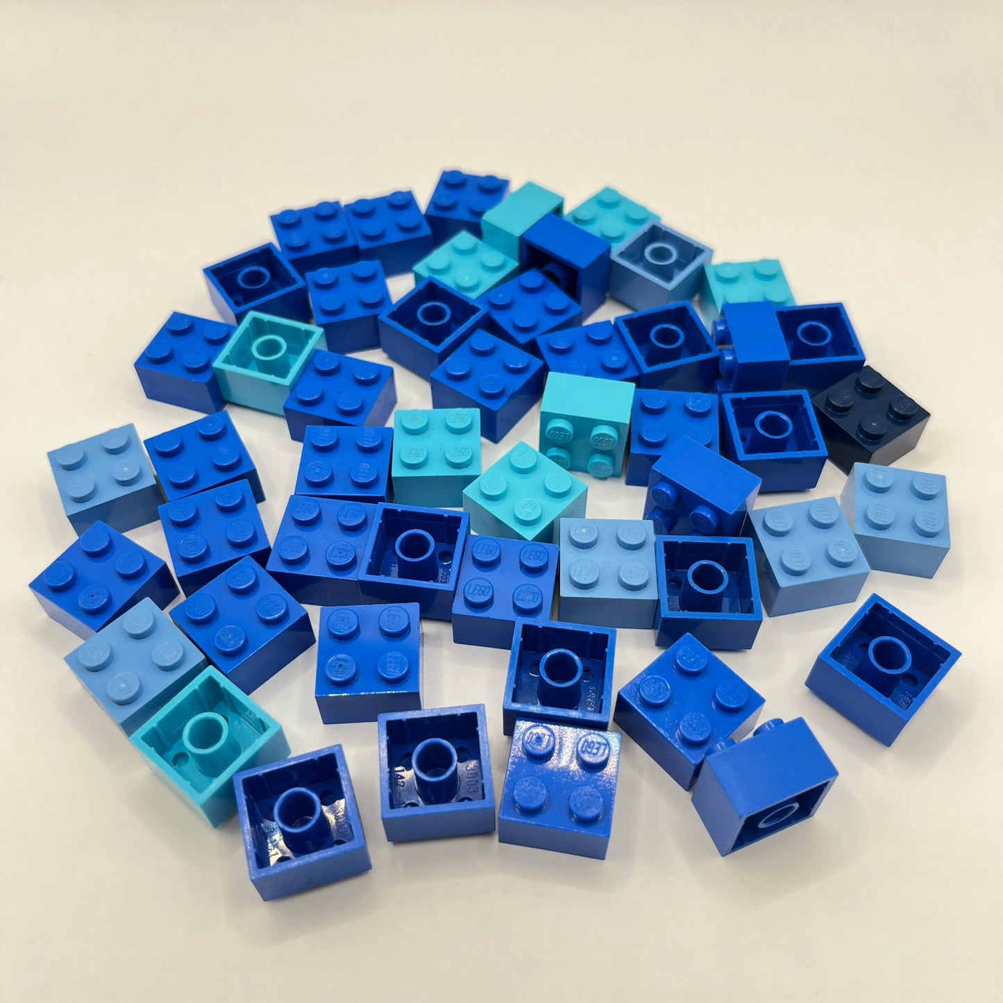 LEGO 2x2 Bricks, Mixed Blue, 50 Pieces