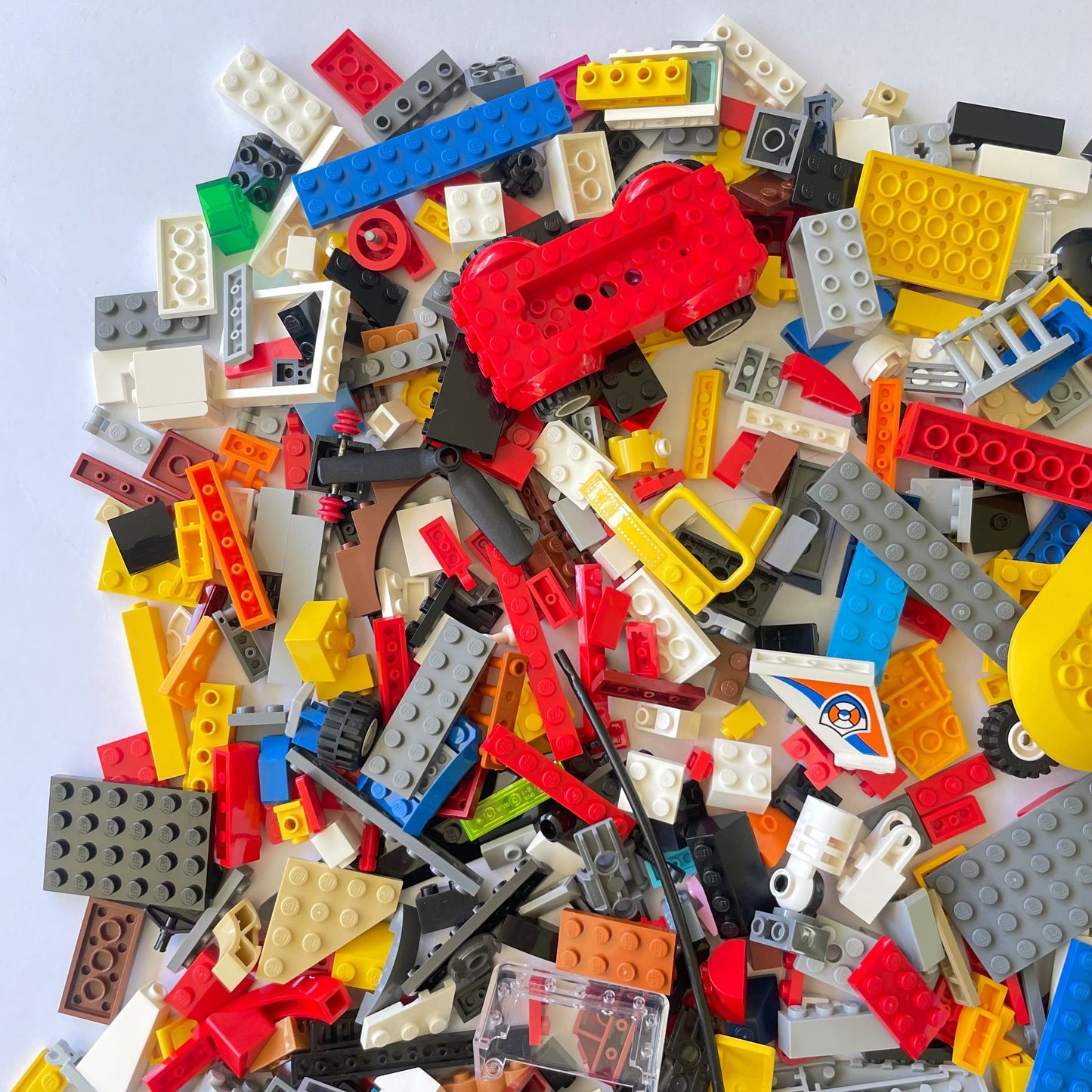 LEGO Fun Pack, Mixed Bag, Approx. 750g includes 6 Minifigures/Minidolls