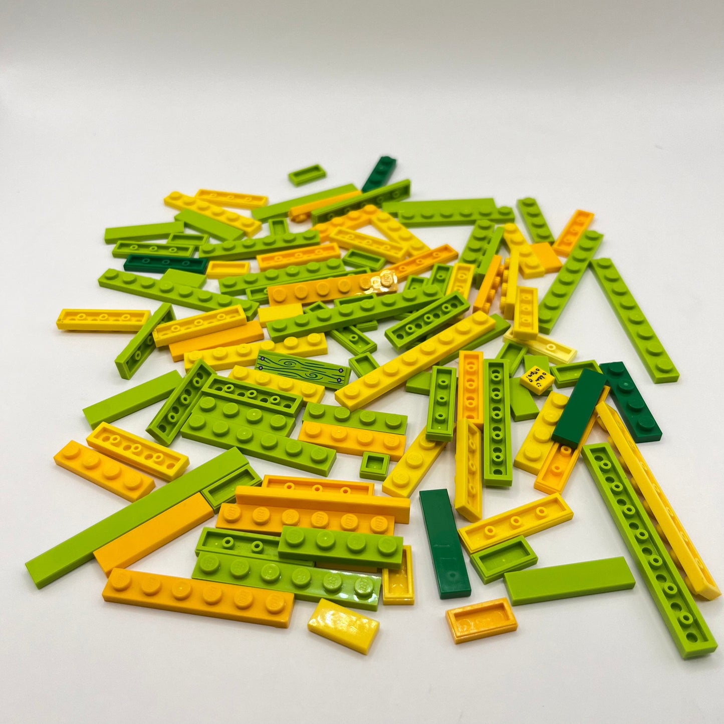 LEGO 1x Plates and Tiles, Green and Yellow, Approx. 65g
